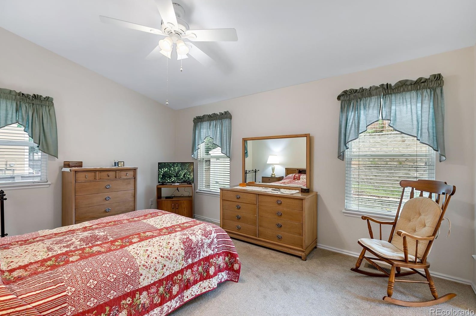 9815 Bathurst Way, Littleton CO 80130-7182 exterior