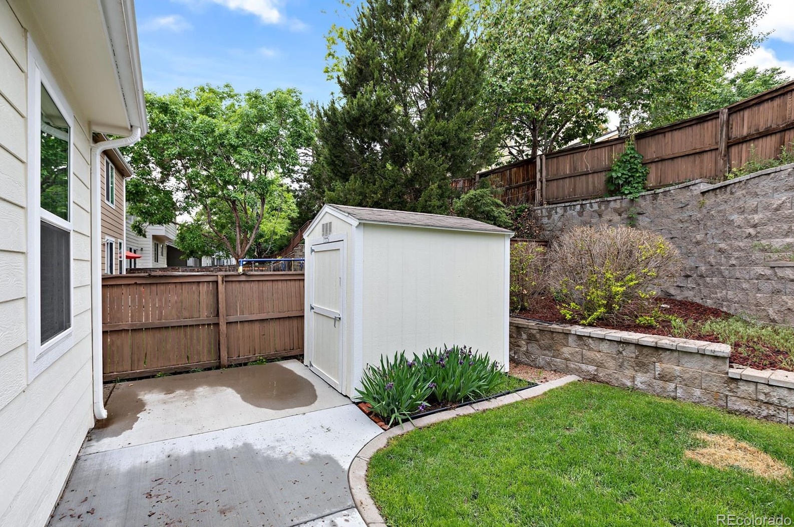 9815 Bathurst Way, Littleton CO 80130-7182 exterior