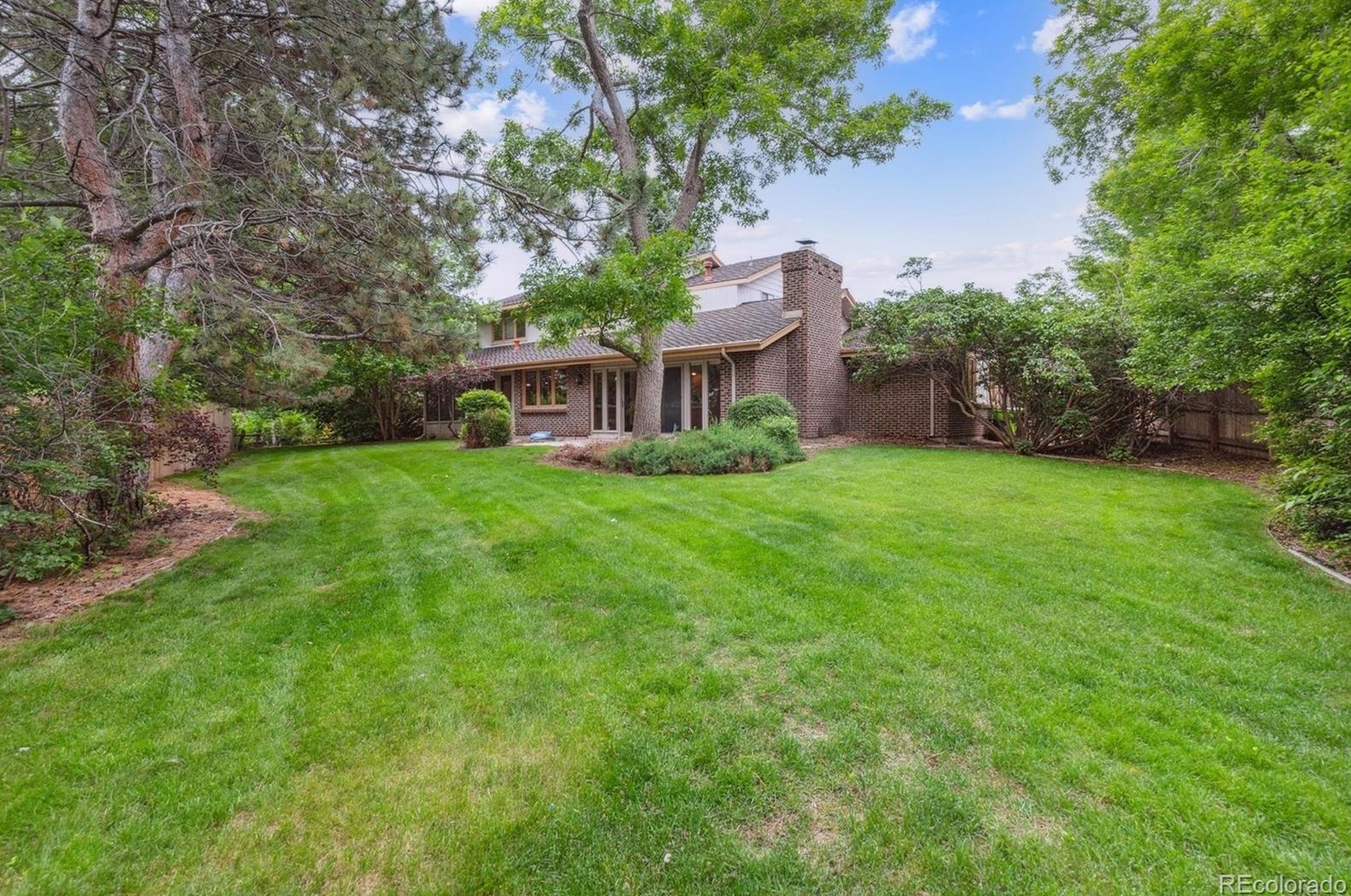 6078 Elm Ct, Littleton CO 80122-3828 exterior