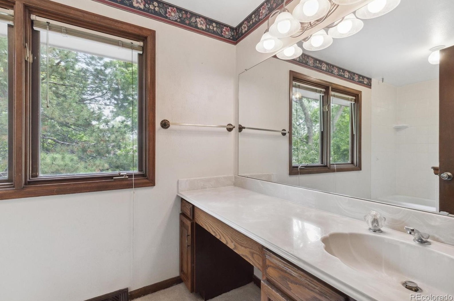 6078 Elm Ct, Littleton CO 80122-3828 exterior