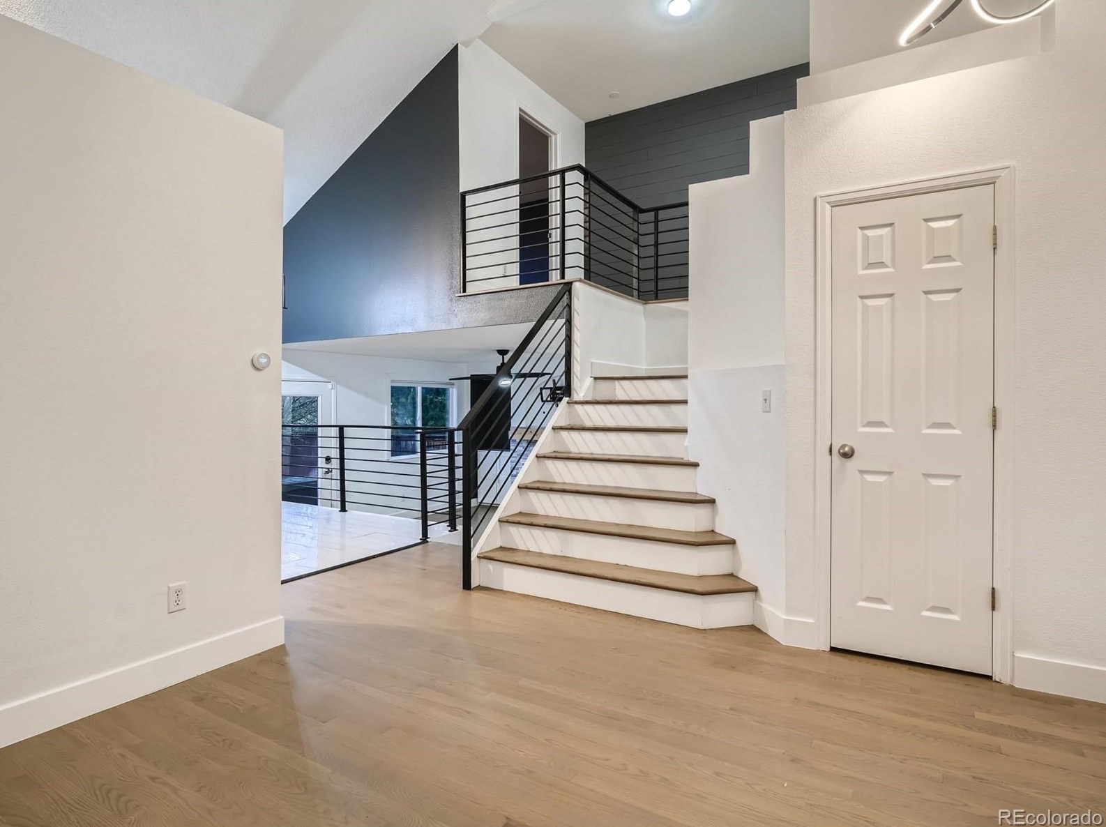 9959 Sydney Ln, Littleton CO  80130-6821 exterior