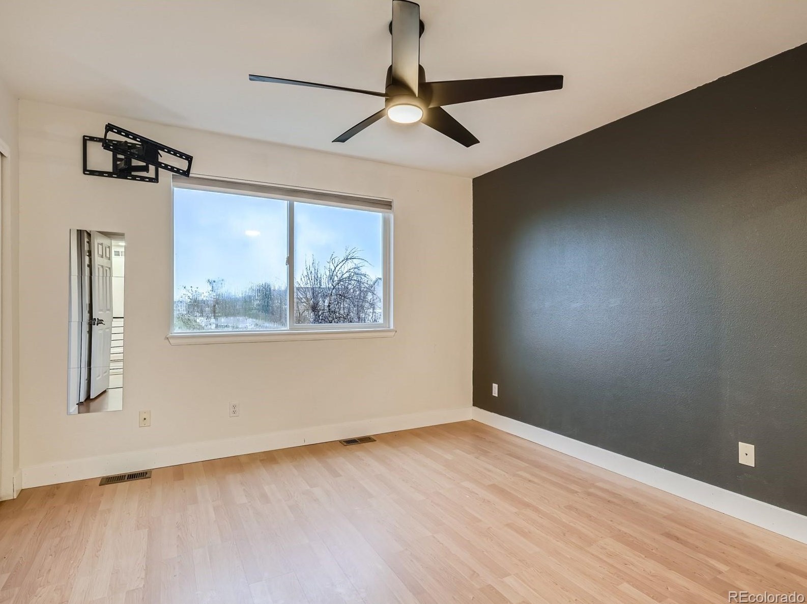 9959 Sydney Ln, Littleton CO  80130-6821 exterior