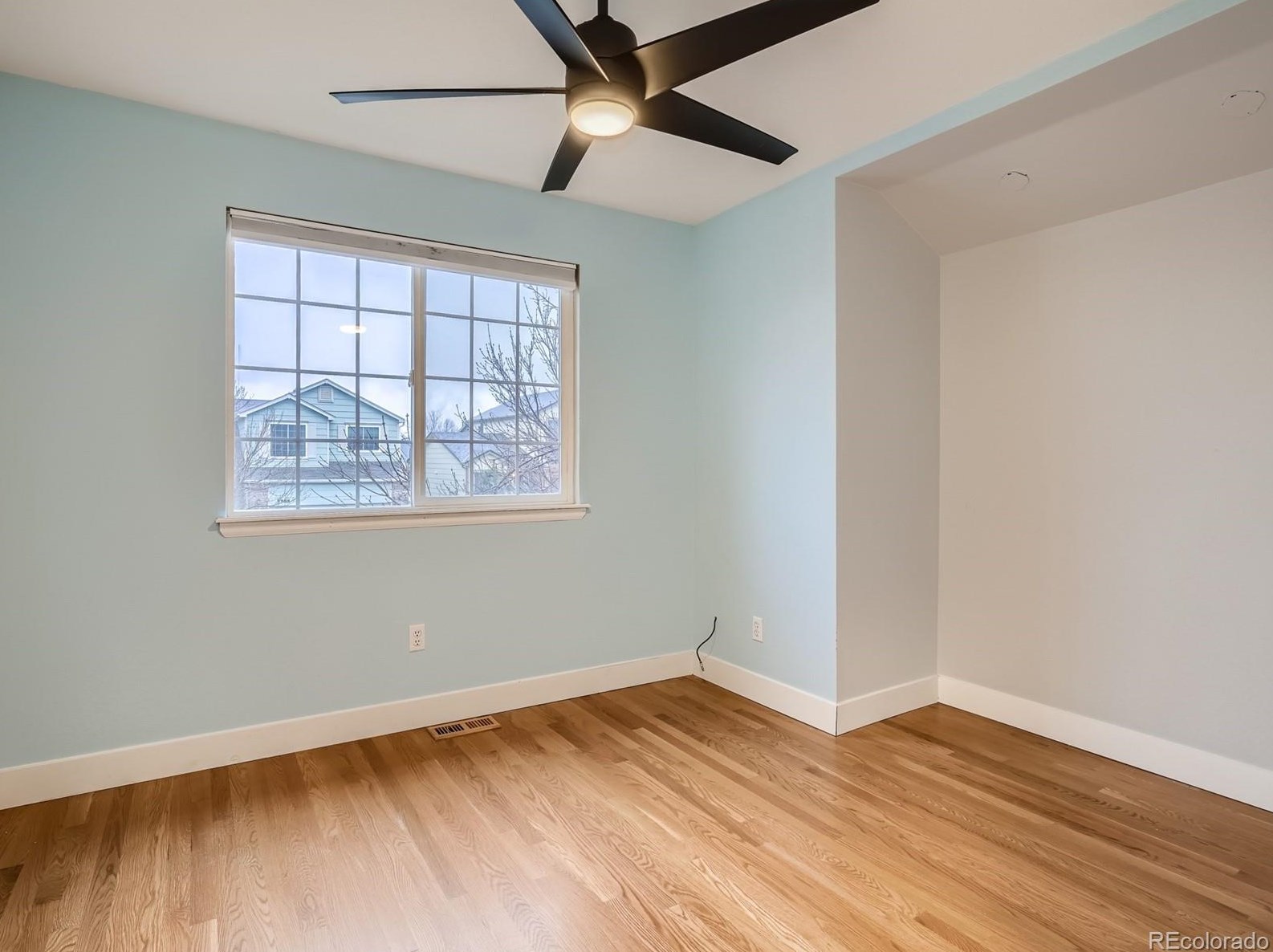 9959 Sydney Ln, Littleton CO  80130-6821 exterior