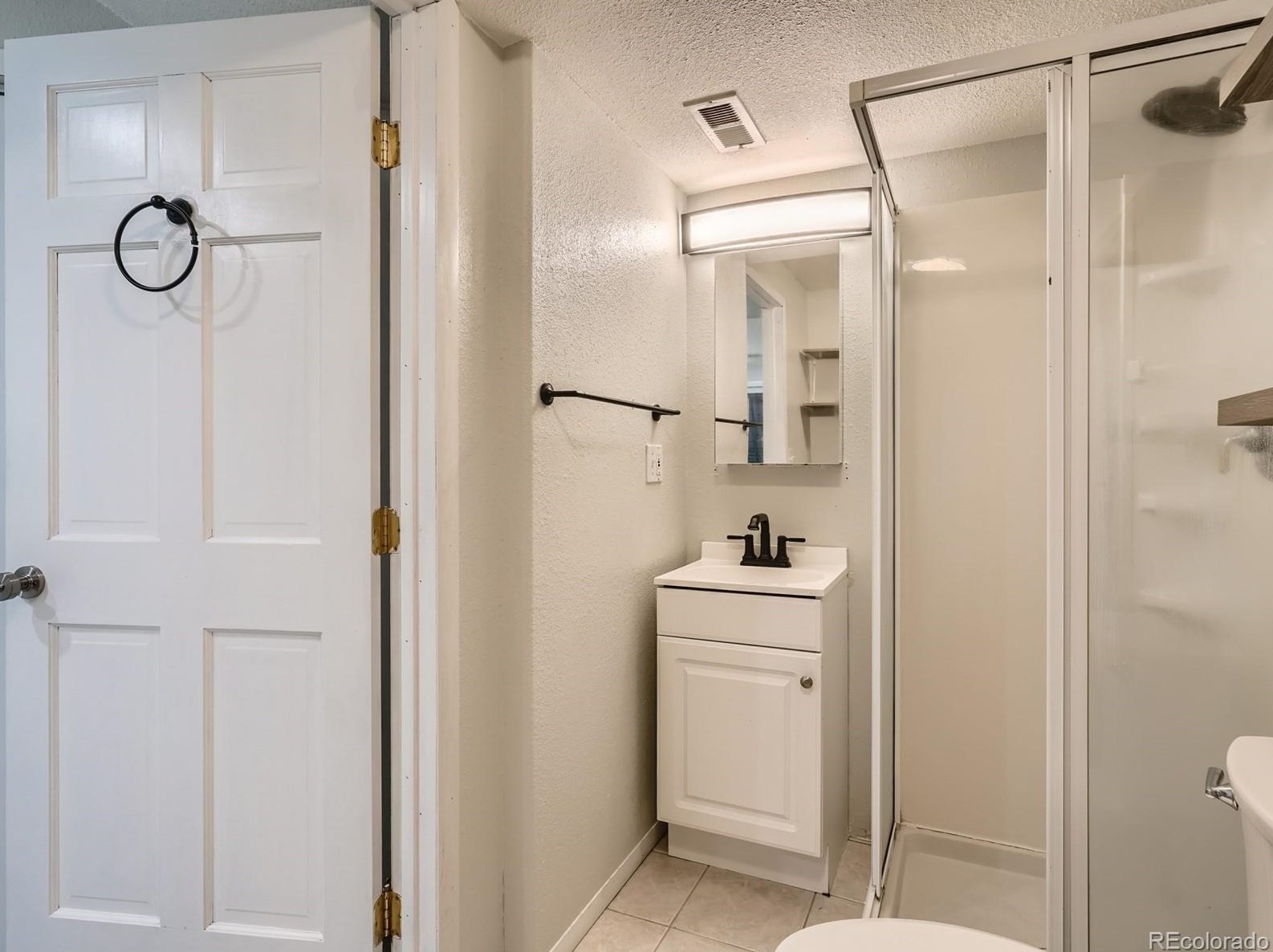 9959 Sydney Ln, Littleton CO  80130-6821 exterior