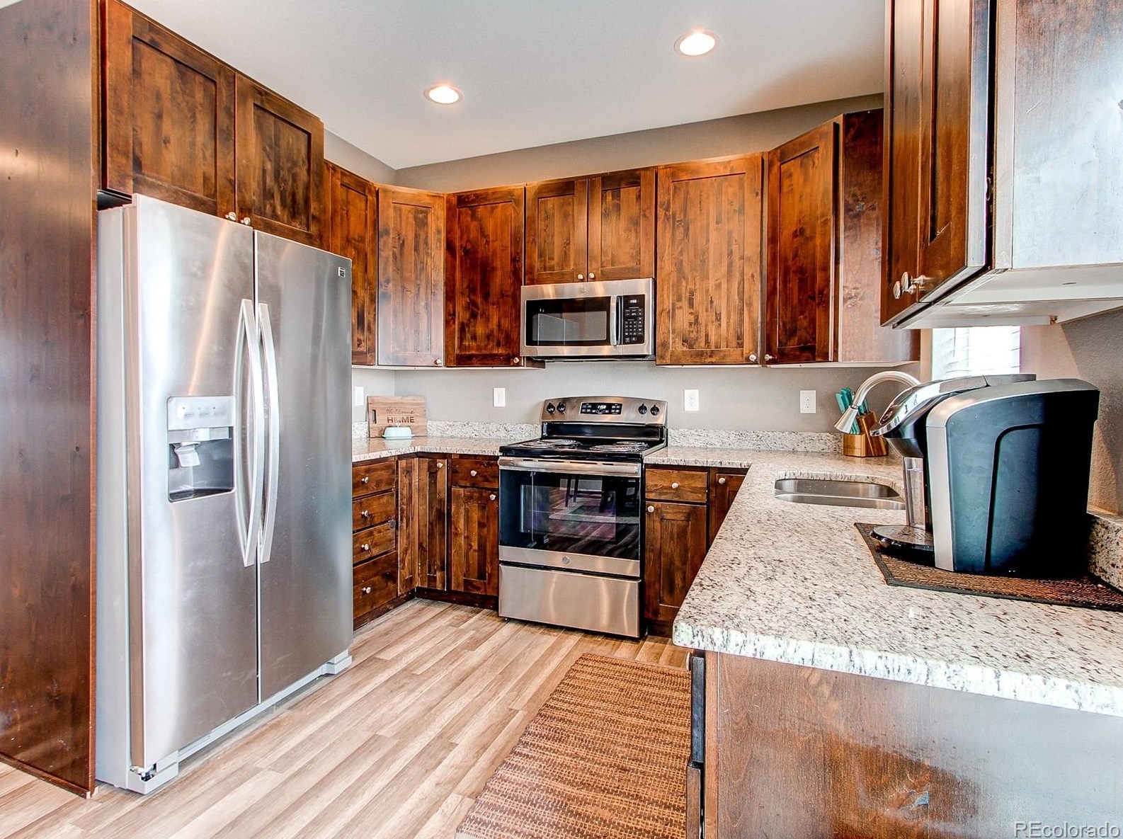 196 2nd Ave, Deer Trail CO  80105 exterior