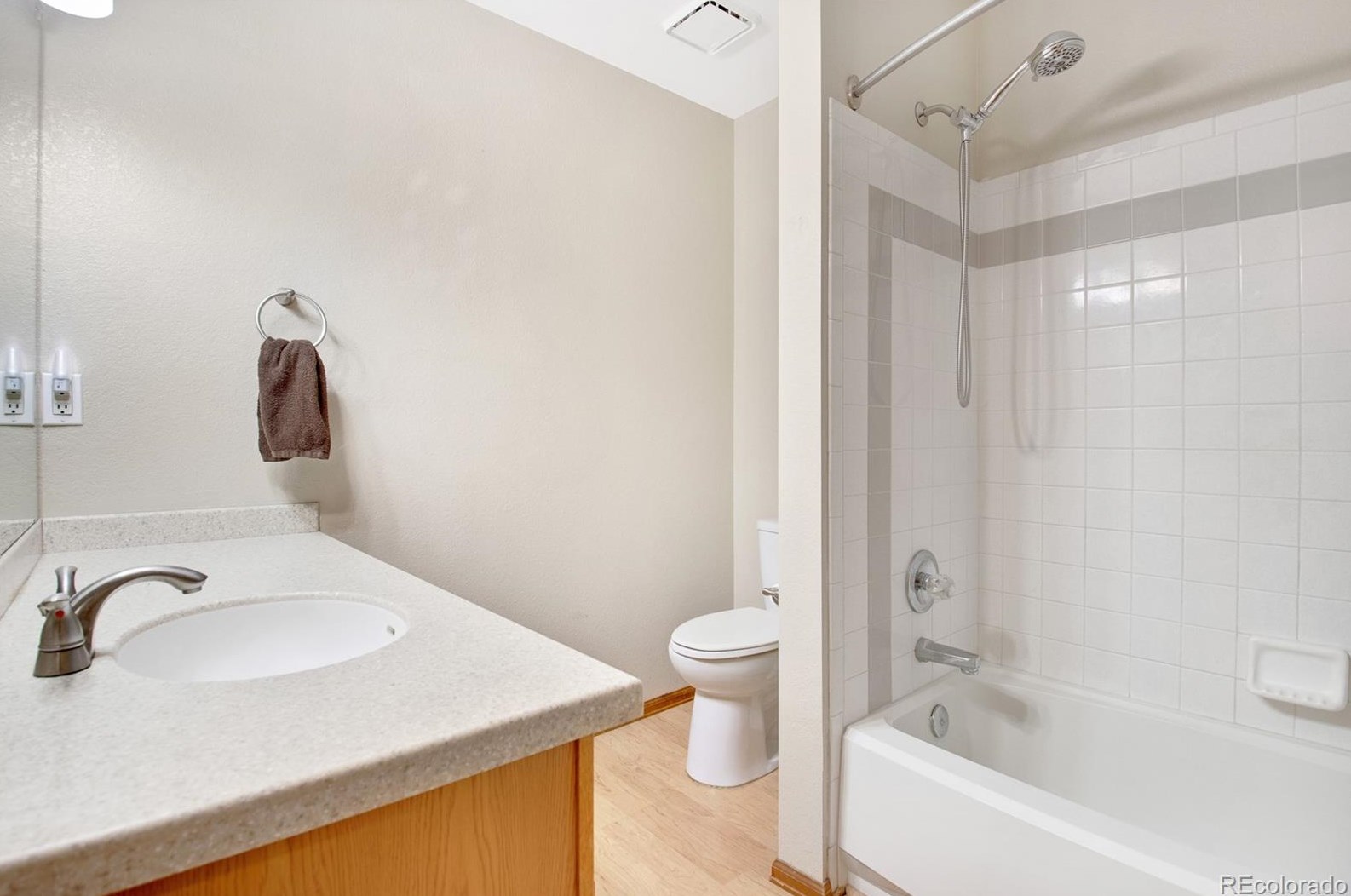 2957 Rowland Ave, Littleton CO 80120-2902 exterior