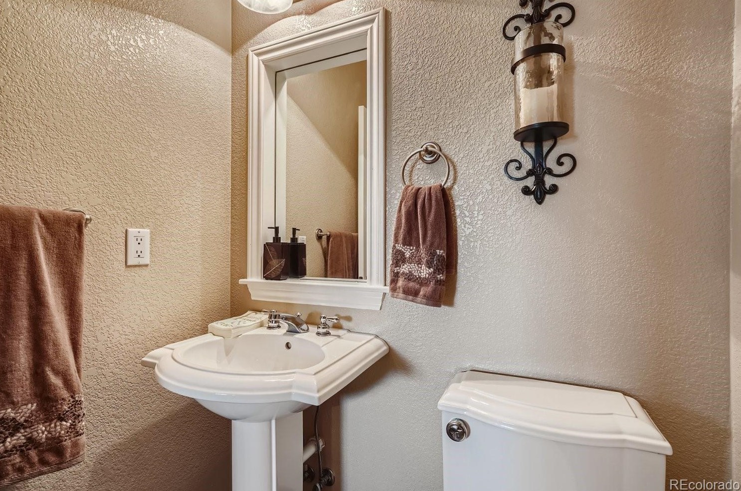 12446 77th Ave, Arvada CO  80005-2955 exterior