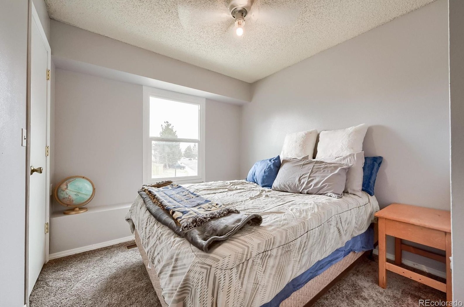 325 Holcomb St, Castle Rock CO  80104-8909 exterior