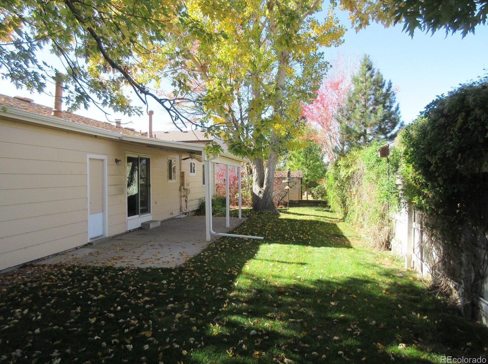 16827 E Kent Dr, Denver, CO 80013