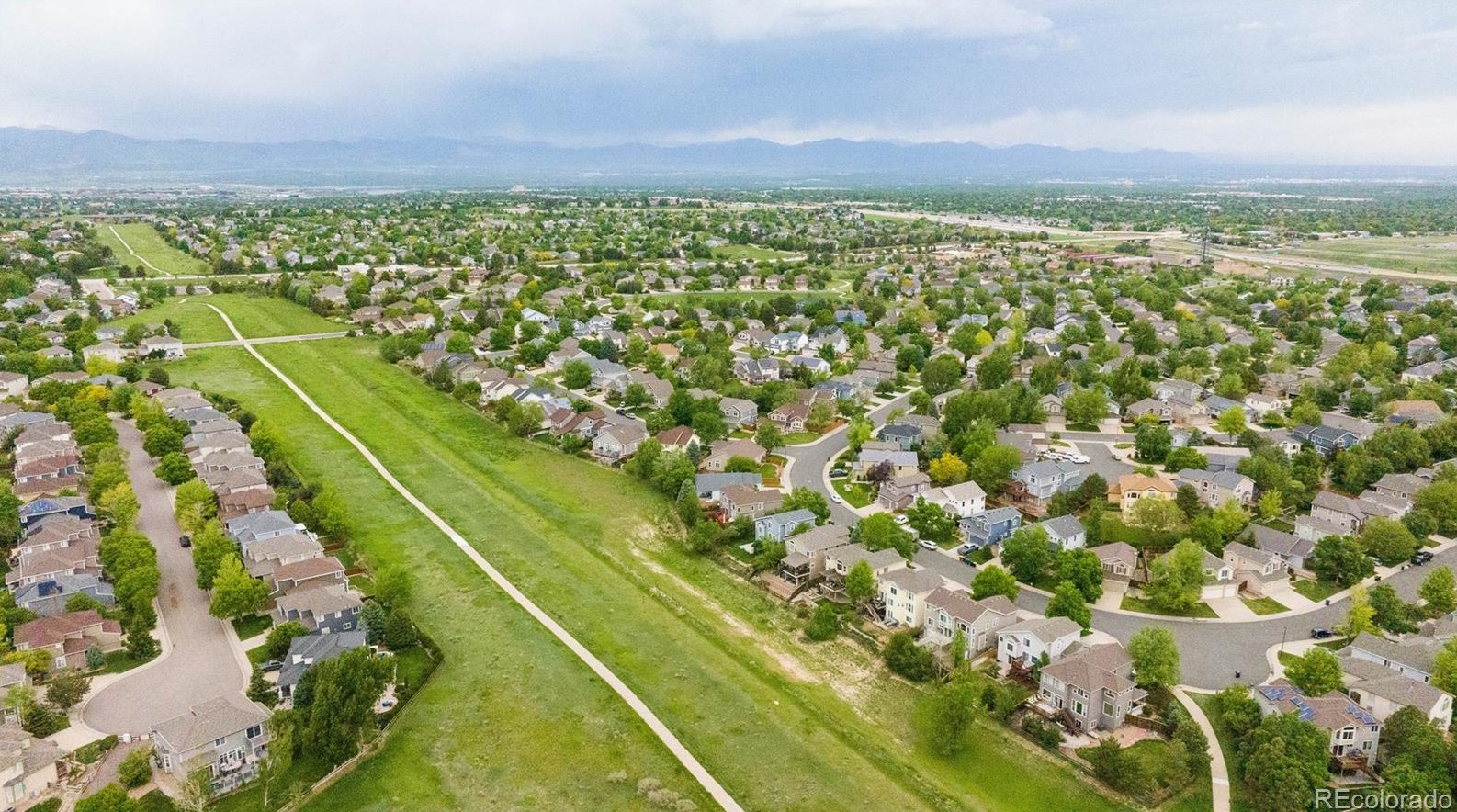 9046 Sanderling Way, Littleton CO 80126-5270 exterior