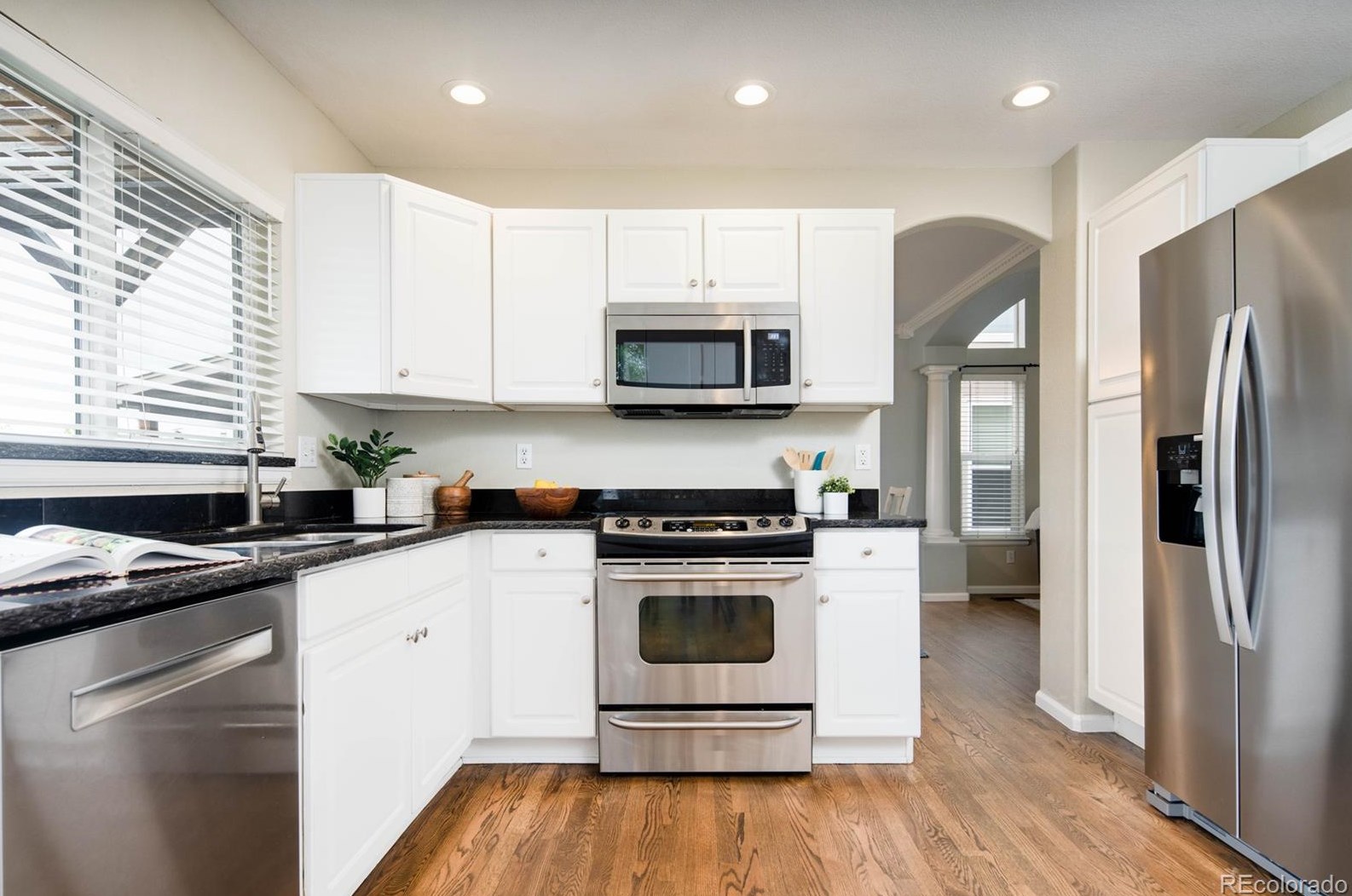 9046 Sanderling Way, Littleton CO 80126-5270 exterior