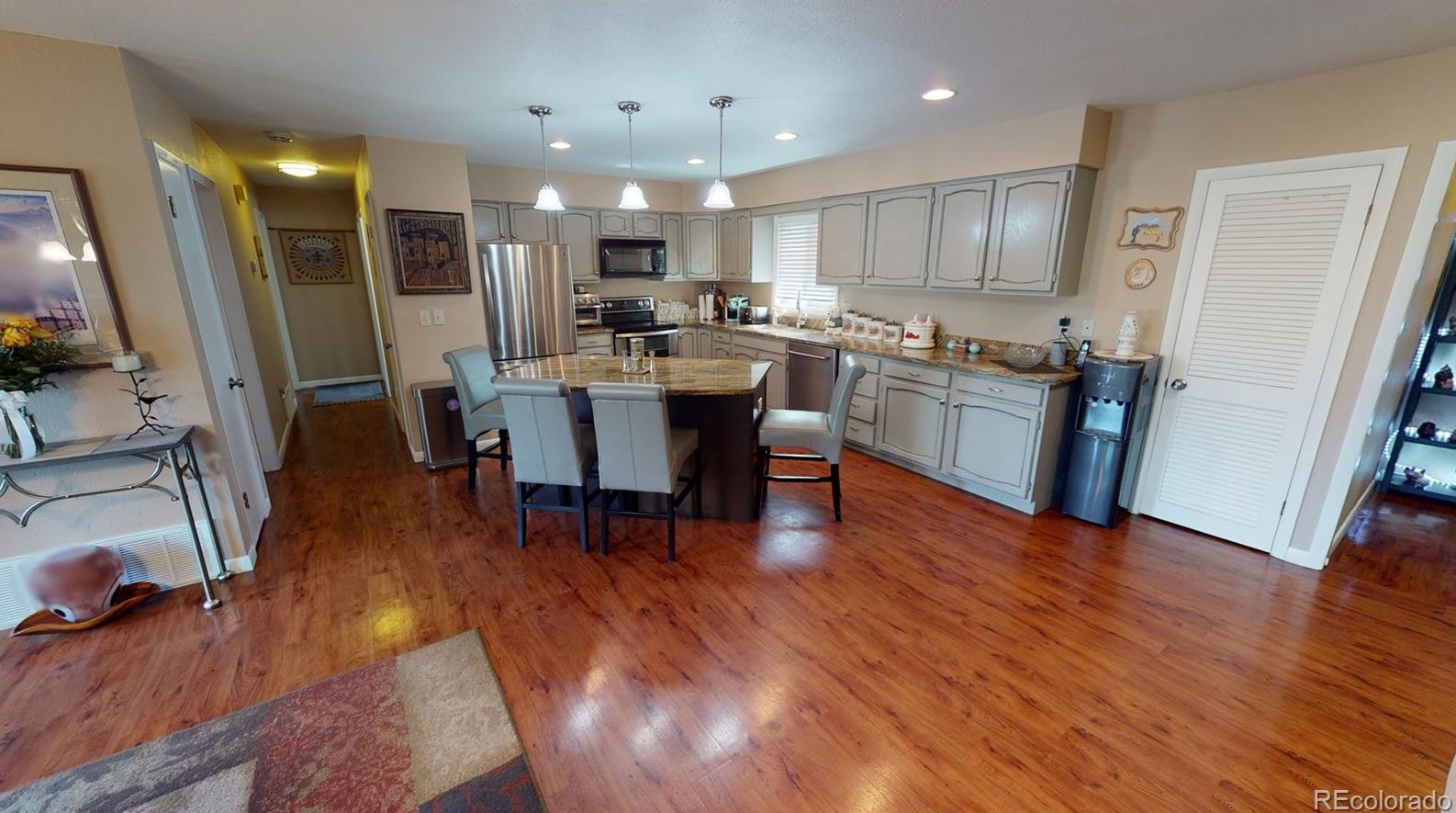 708 Diamond Dr, Alamosa, CO 81101-2017