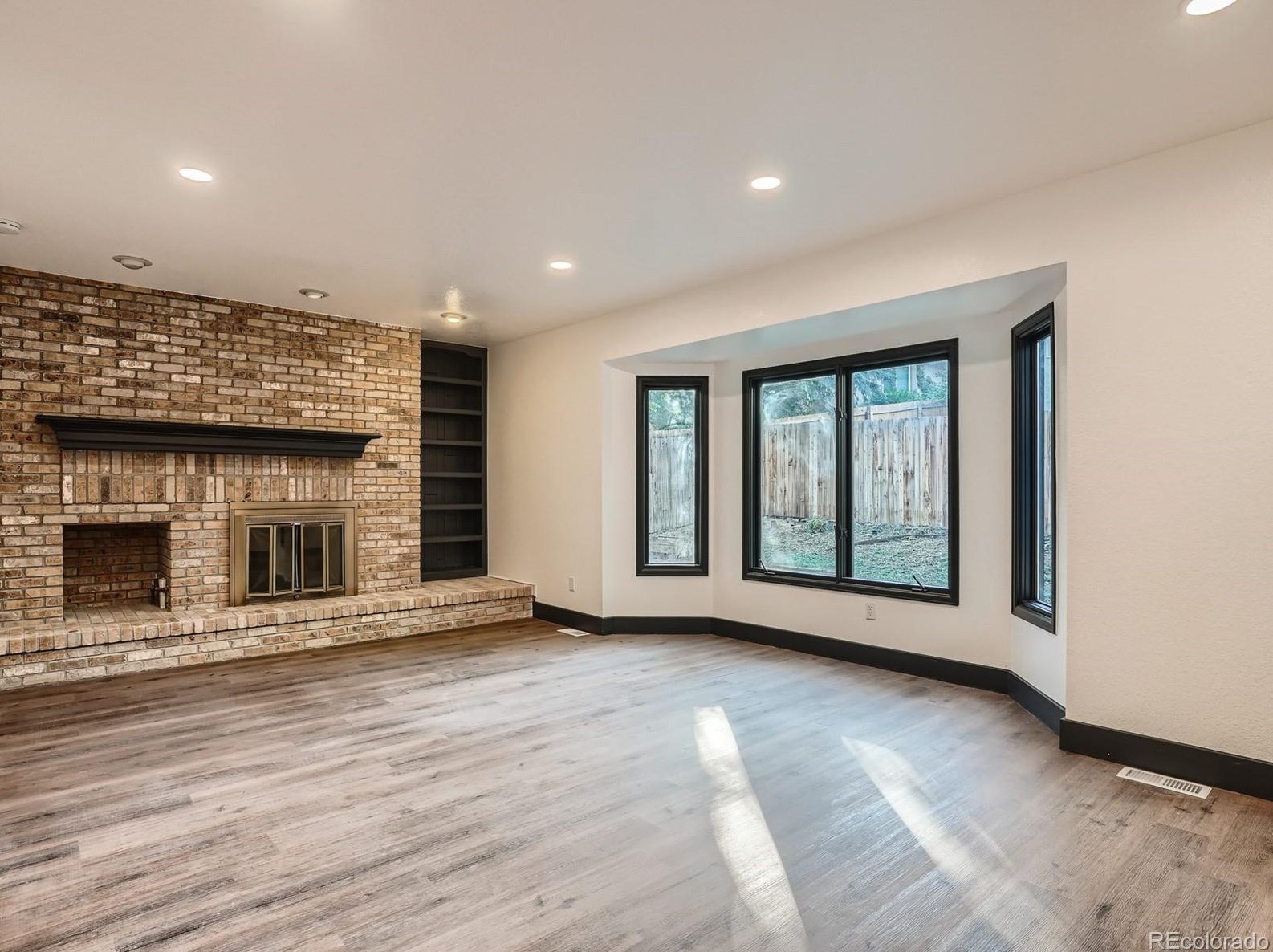 8049 Sweet Water Rd, Littleton CO  80124-3035 exterior