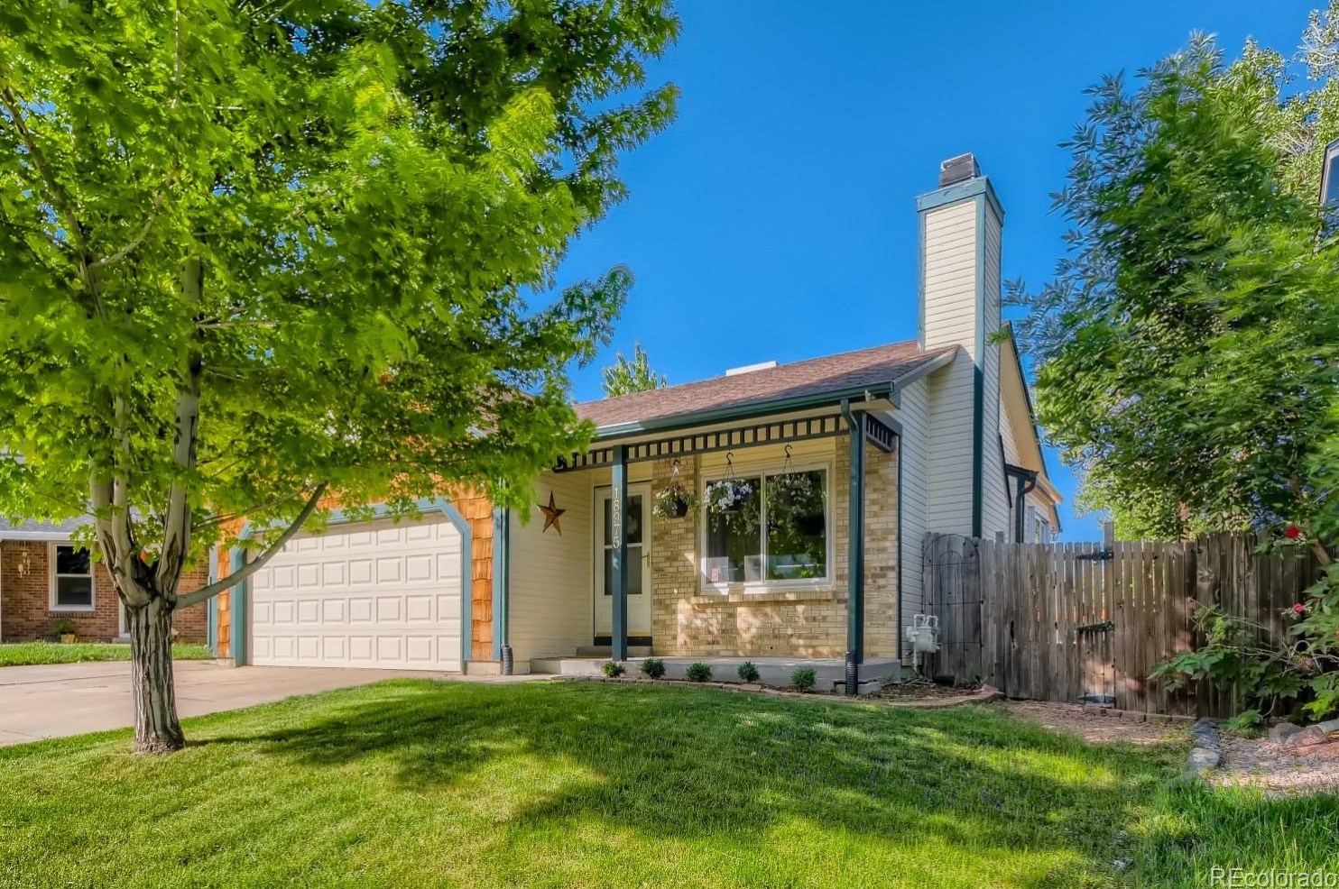 18975 Mercer Dr, Aurora, CO 80013-3672