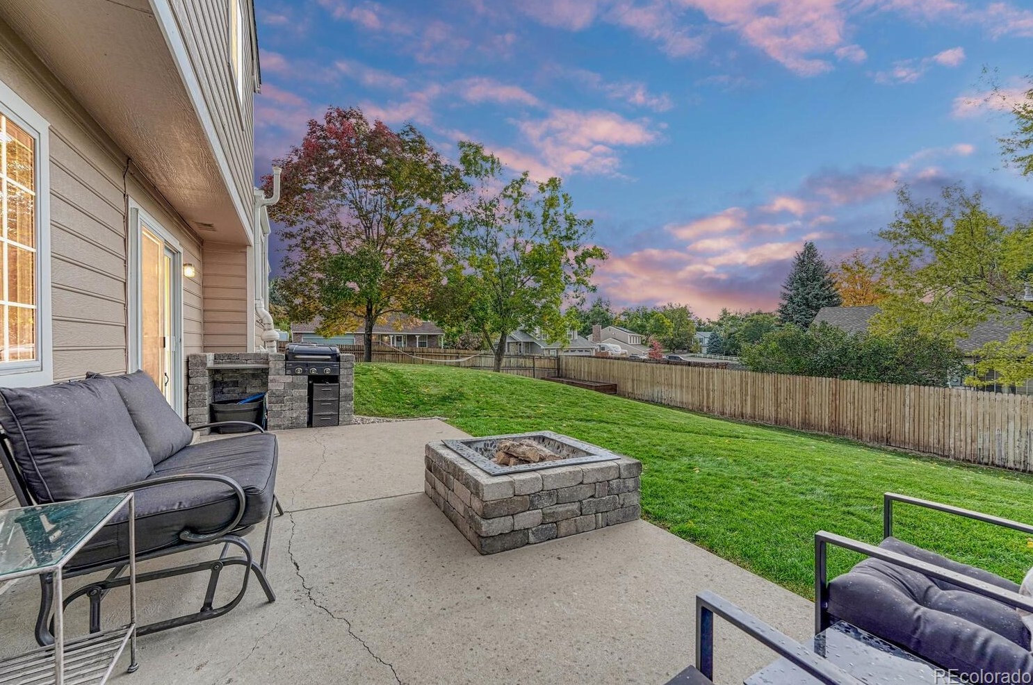 9797 Nova Ave, Littleton CO 80127-3932 exterior