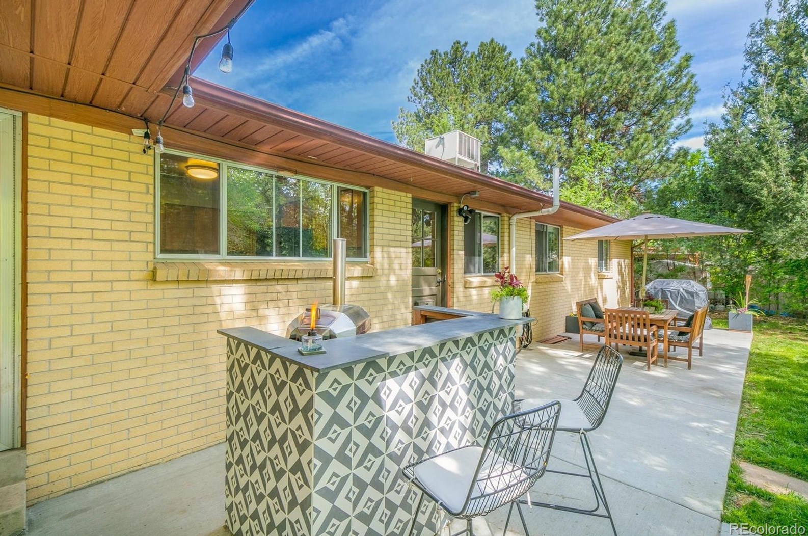 6338 Acoma St, Littleton CO 80120-3409 exterior