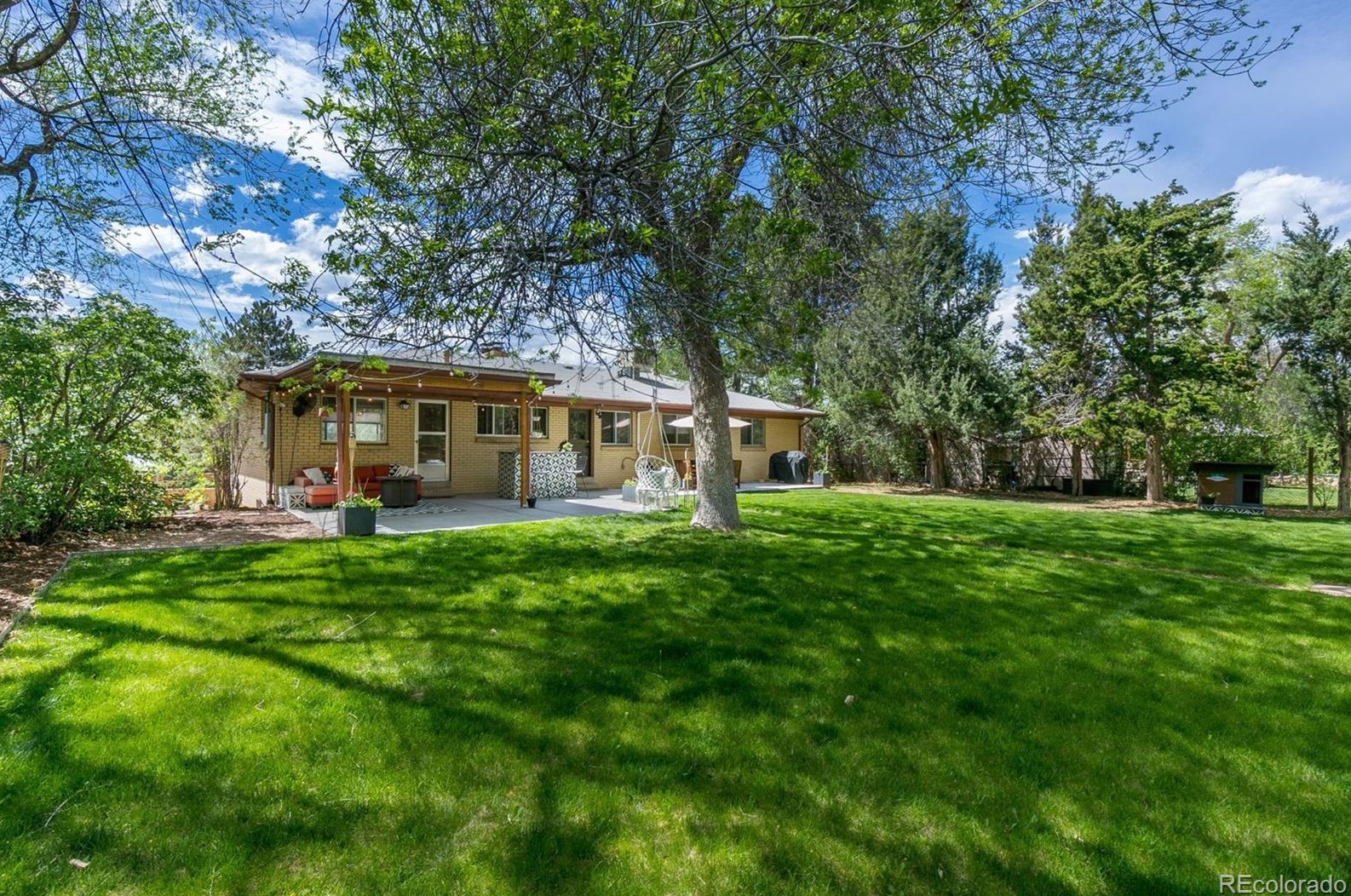 6338 Acoma St, Littleton CO 80120-3409 exterior