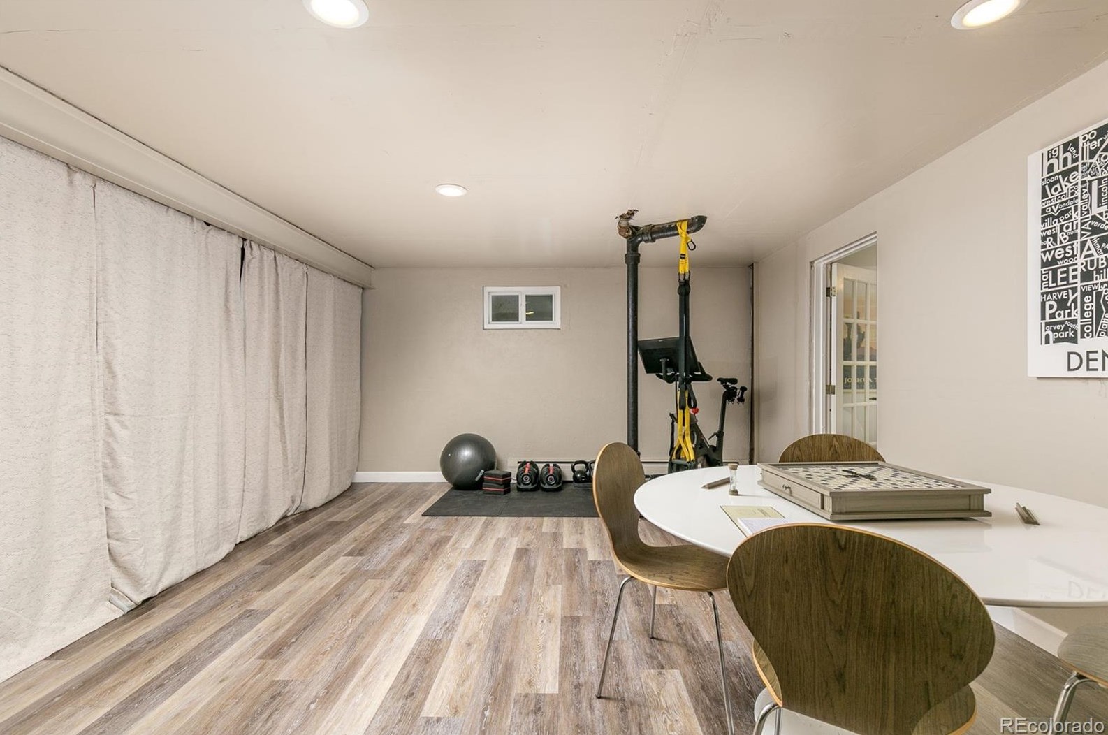 6338 Acoma St, Littleton CO 80120-3409 exterior