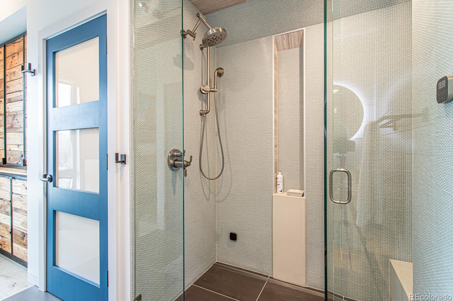 311 Pearl St, Steamboat Springs CO  80487-9335 exterior