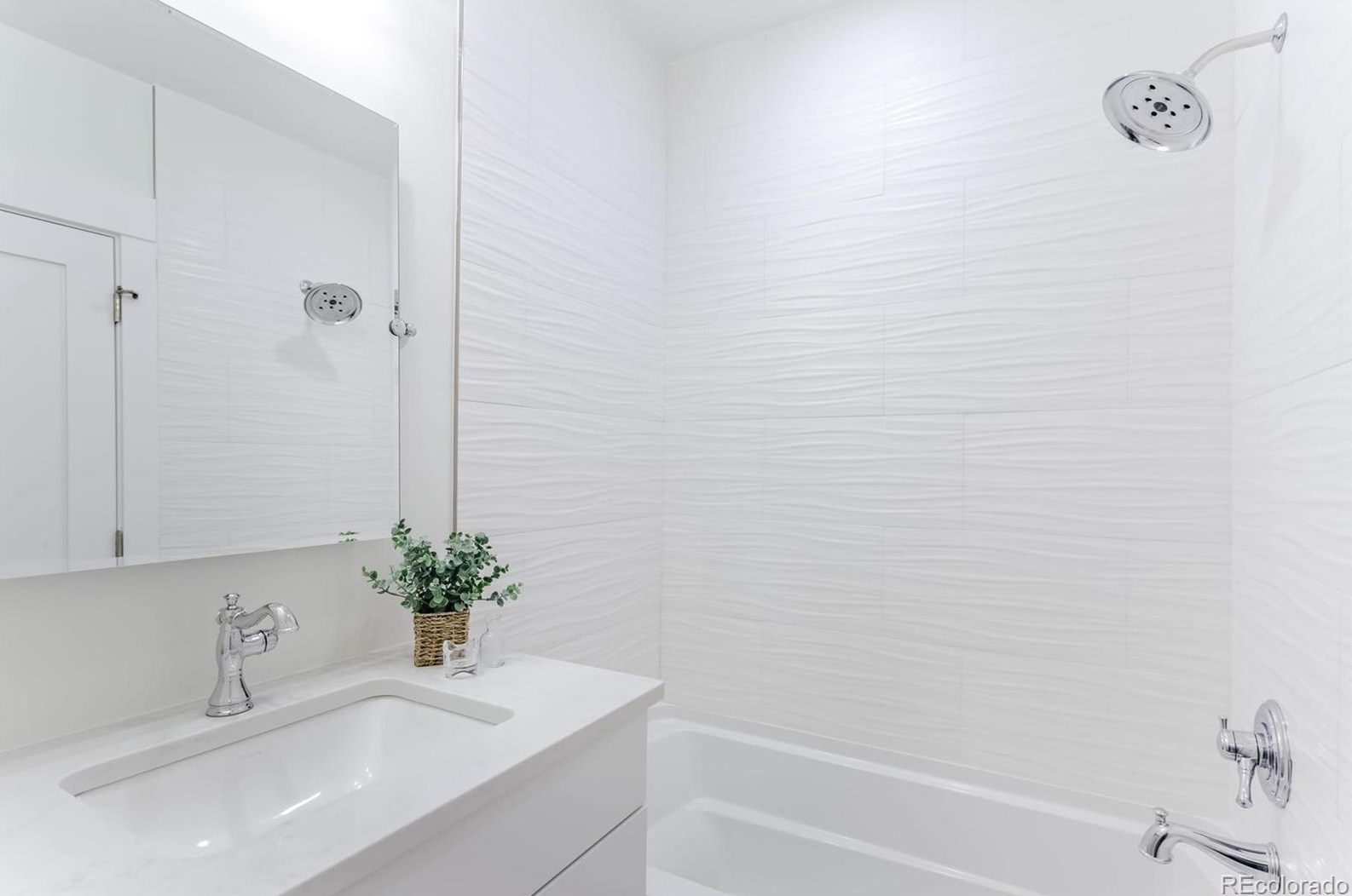 6855 Brentwood Ct, Arvada CO  80004 exterior