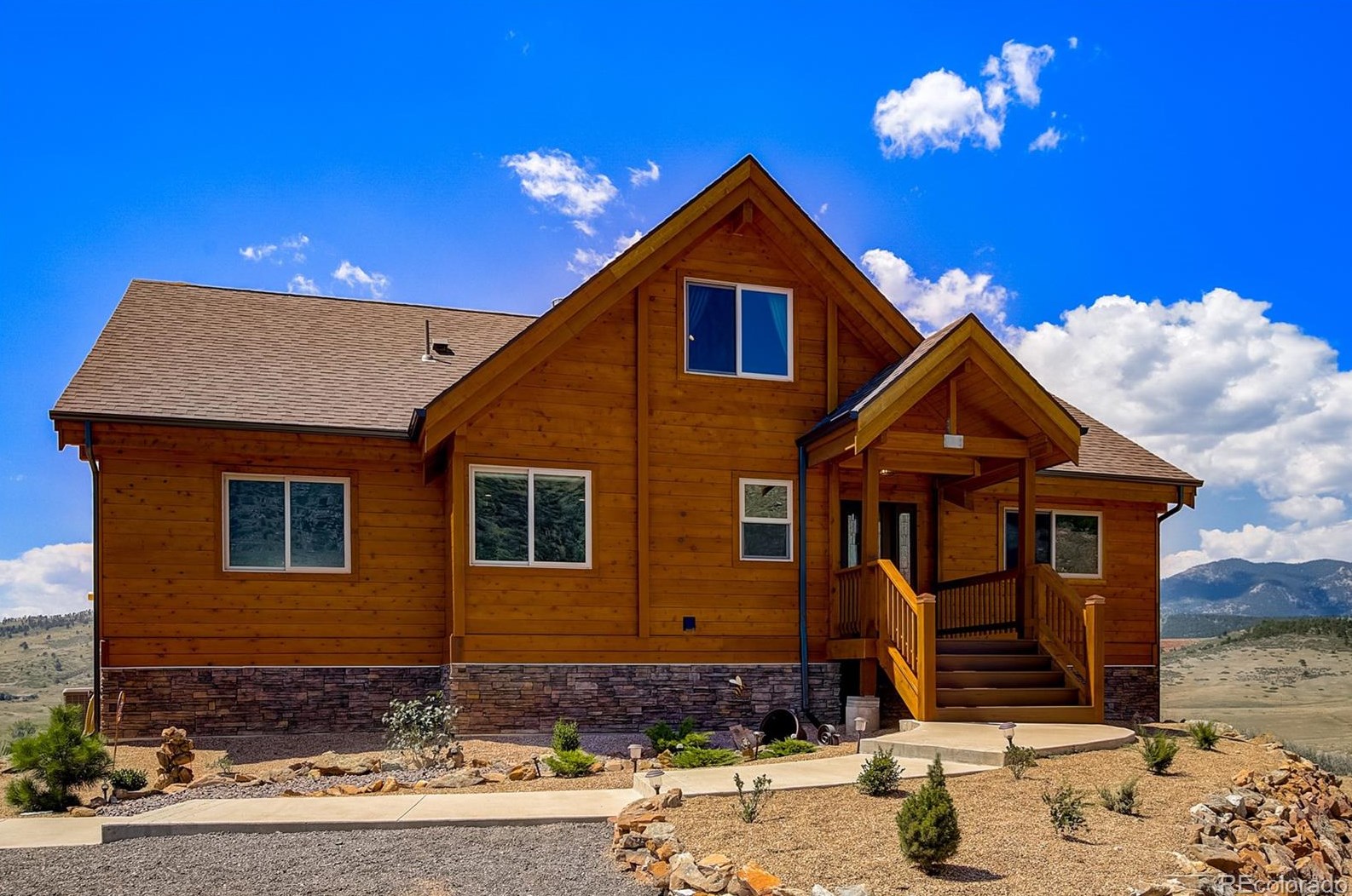 6307 Sedona Hills Dr, Longmont, CO 80513-8988