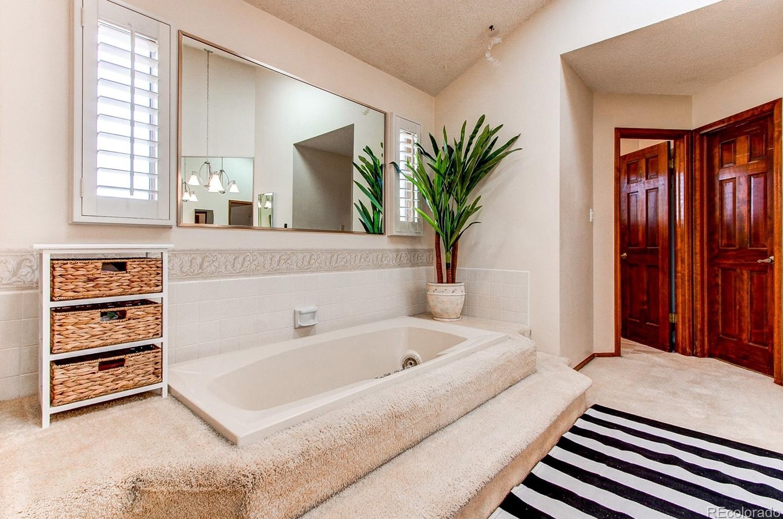 7943 Friend Dr, Littleton CO 80128-5171 exterior