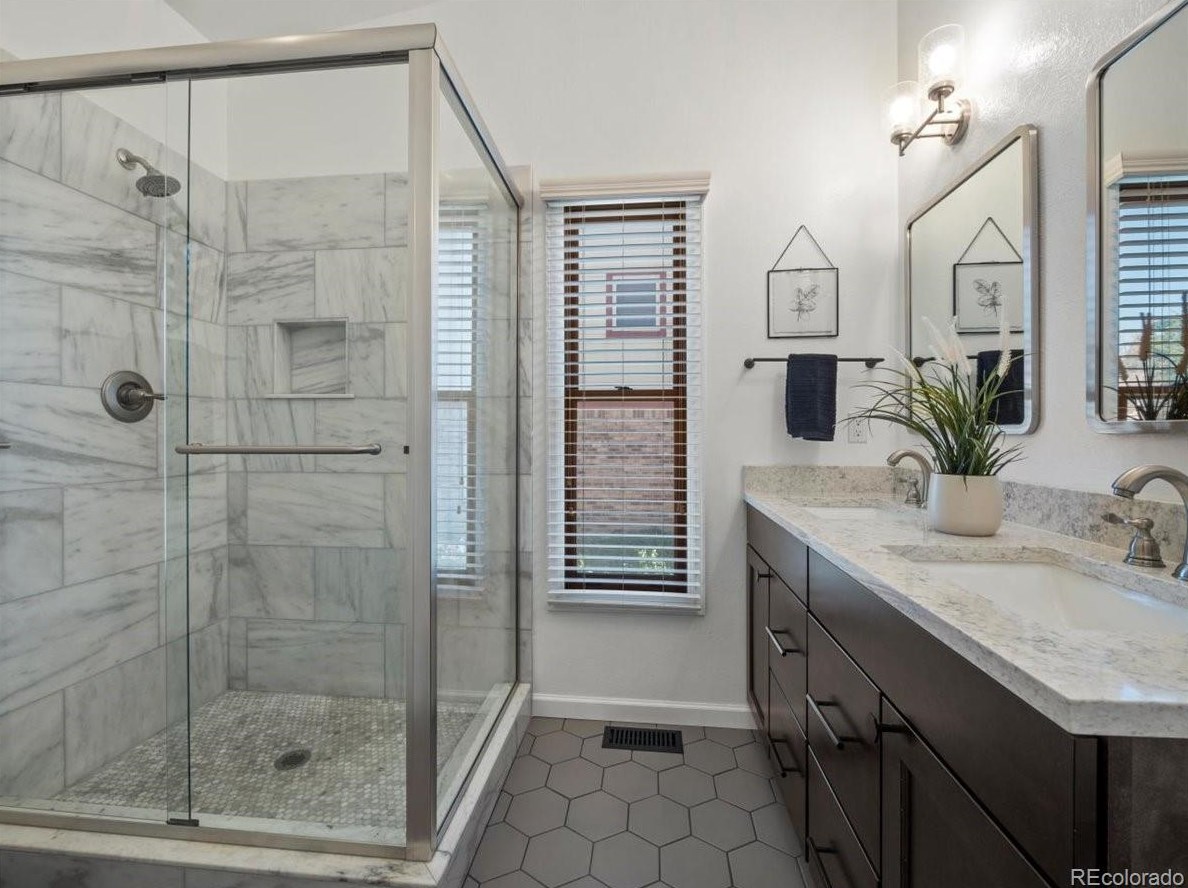 9998 70 Pl, Arvada CO  80004-1669 exterior