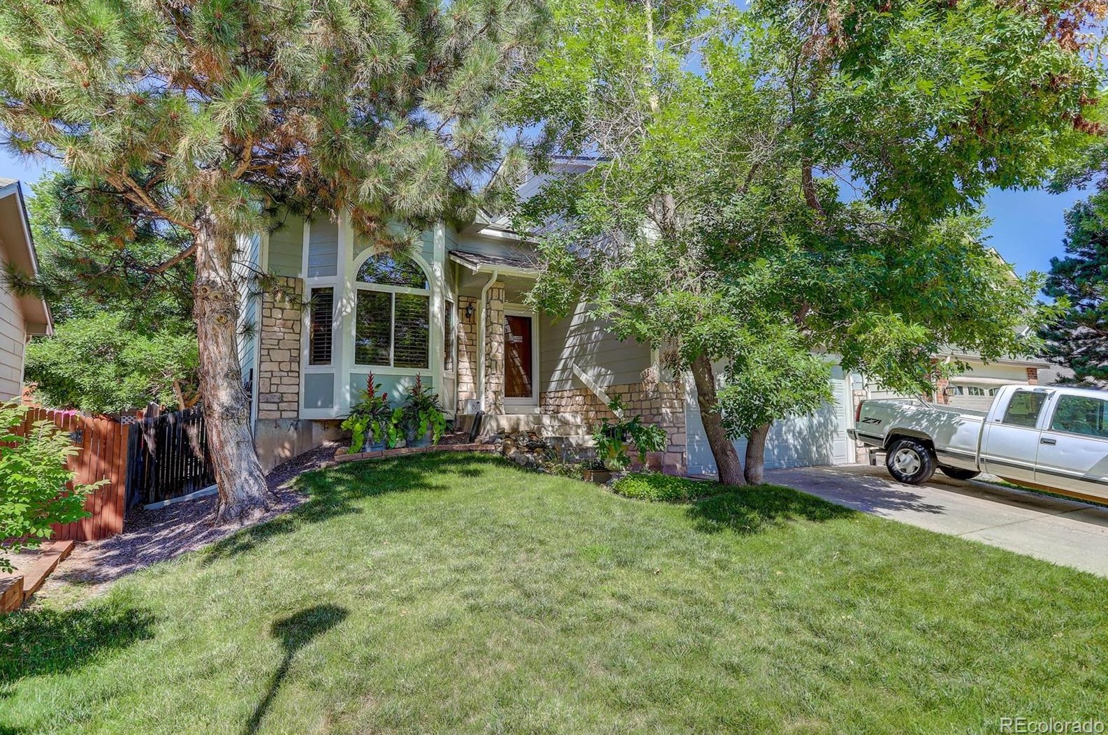 6095 Routt St, Littleton, CO 80127-4745