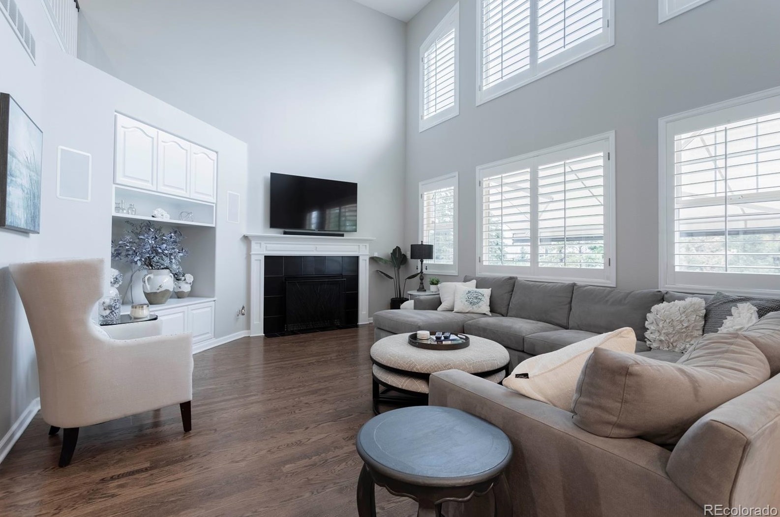 2574 Greensborough Dr, Littleton CO  80129-2221 exterior