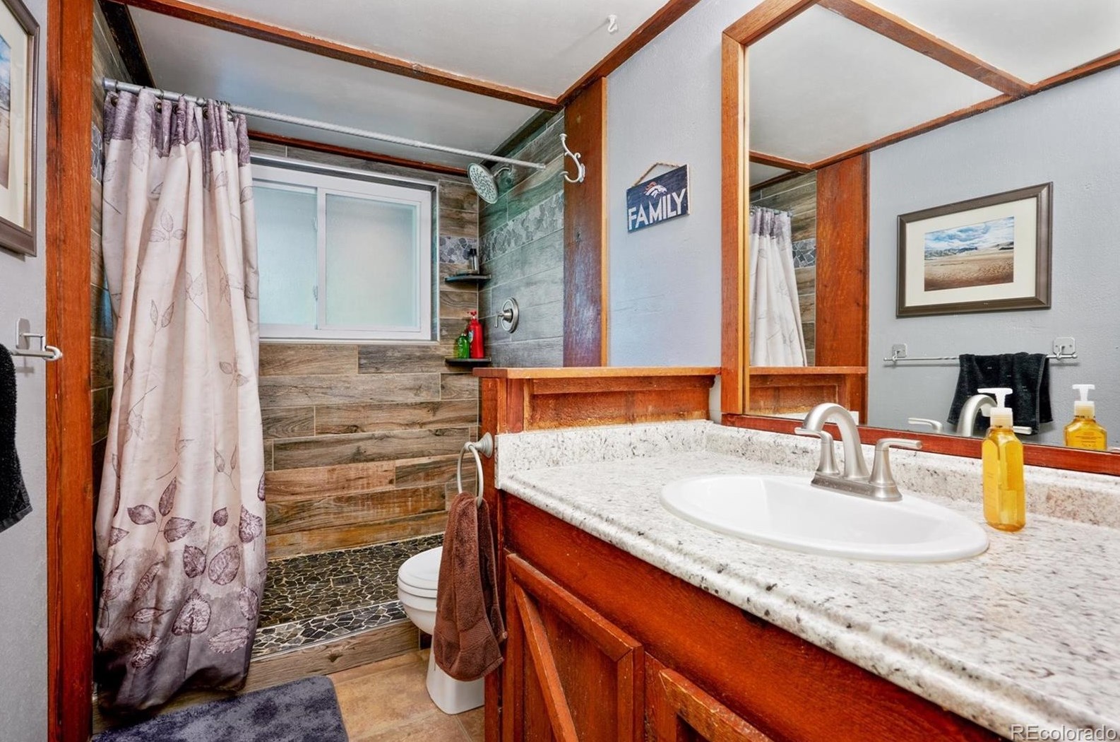 1084 Fremont Cir, Littleton CO 80122-1465 exterior