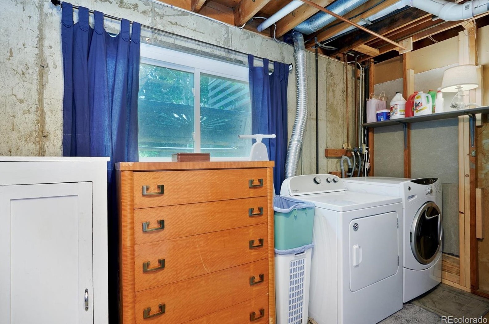 1084 Fremont Cir, Littleton CO 80122-1465 exterior