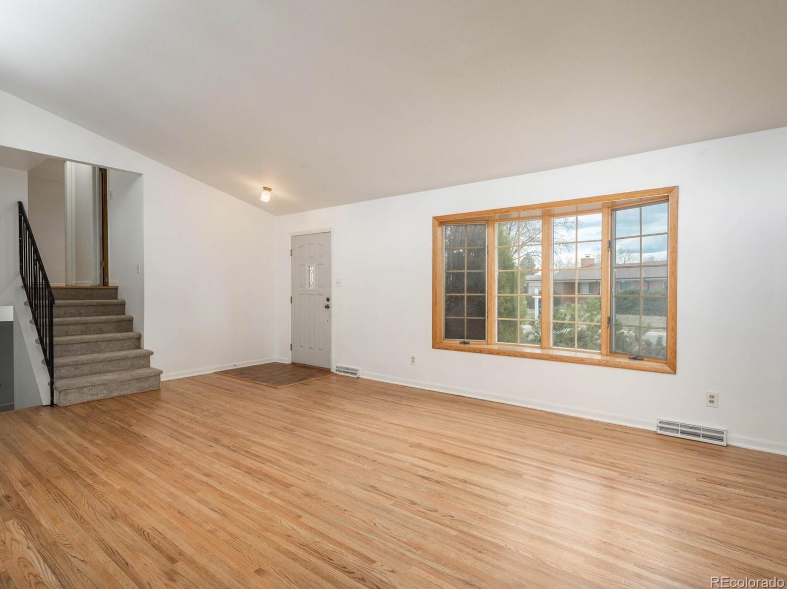 5934 Swadley Ct, Arvada CO  80004-4200 exterior