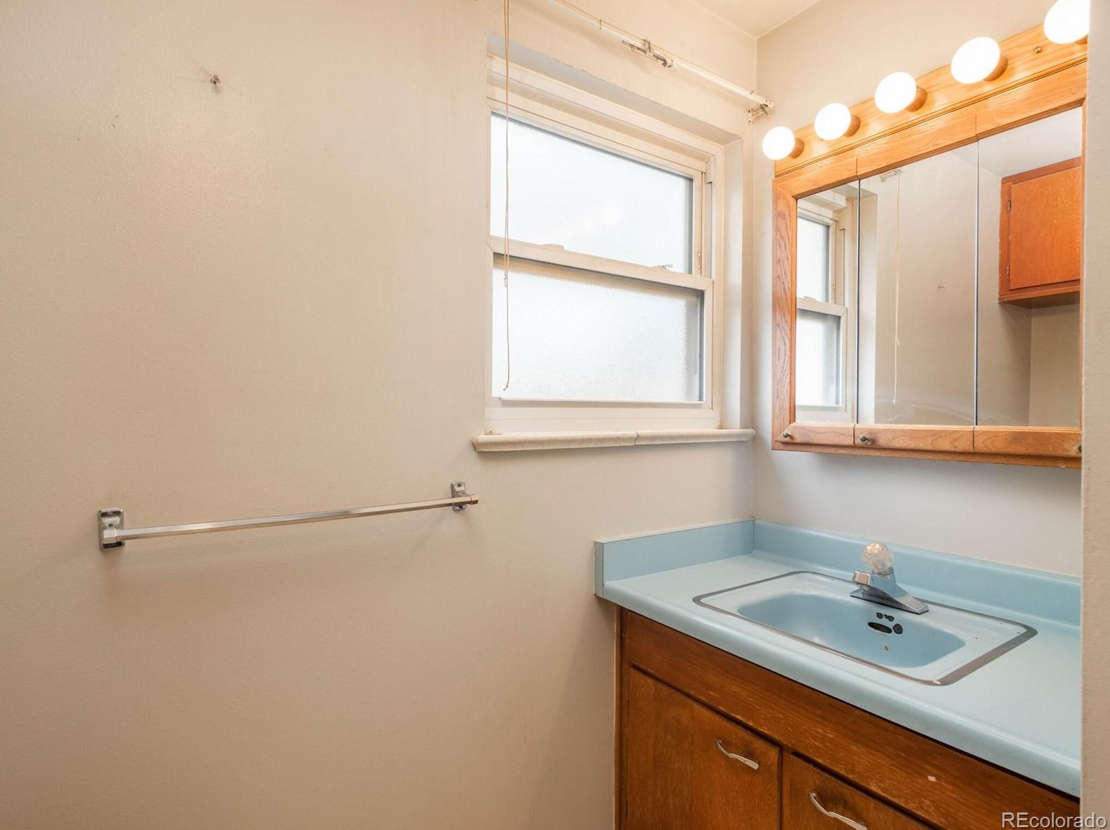 5934 Swadley Ct, Arvada CO  80004-4200 exterior