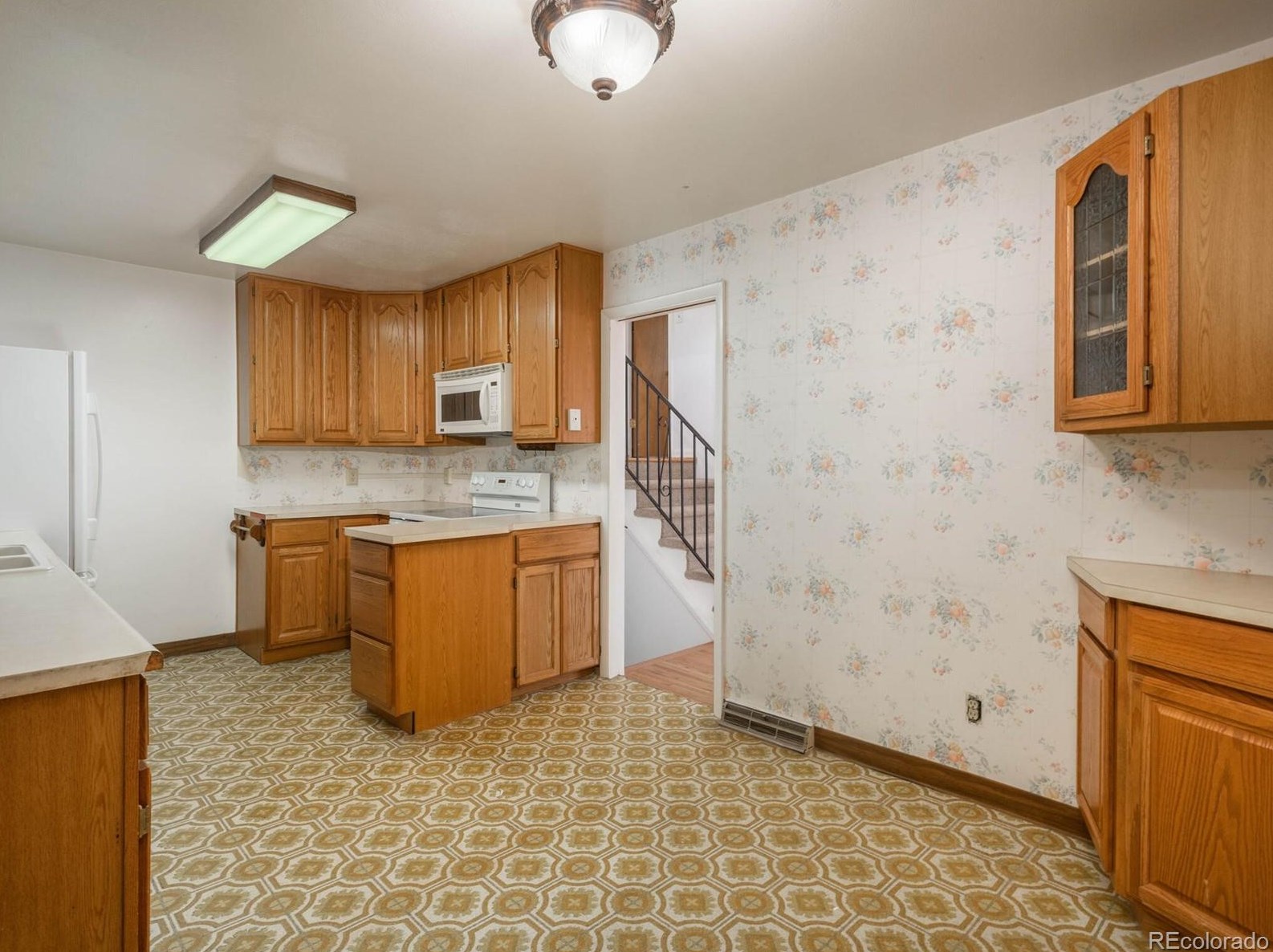 5934 Swadley Ct, Arvada CO  80004-4200 exterior