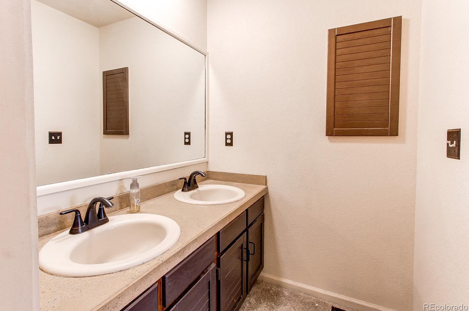 6543 Big Horn Trl, Littleton CO 80125-9045 exterior