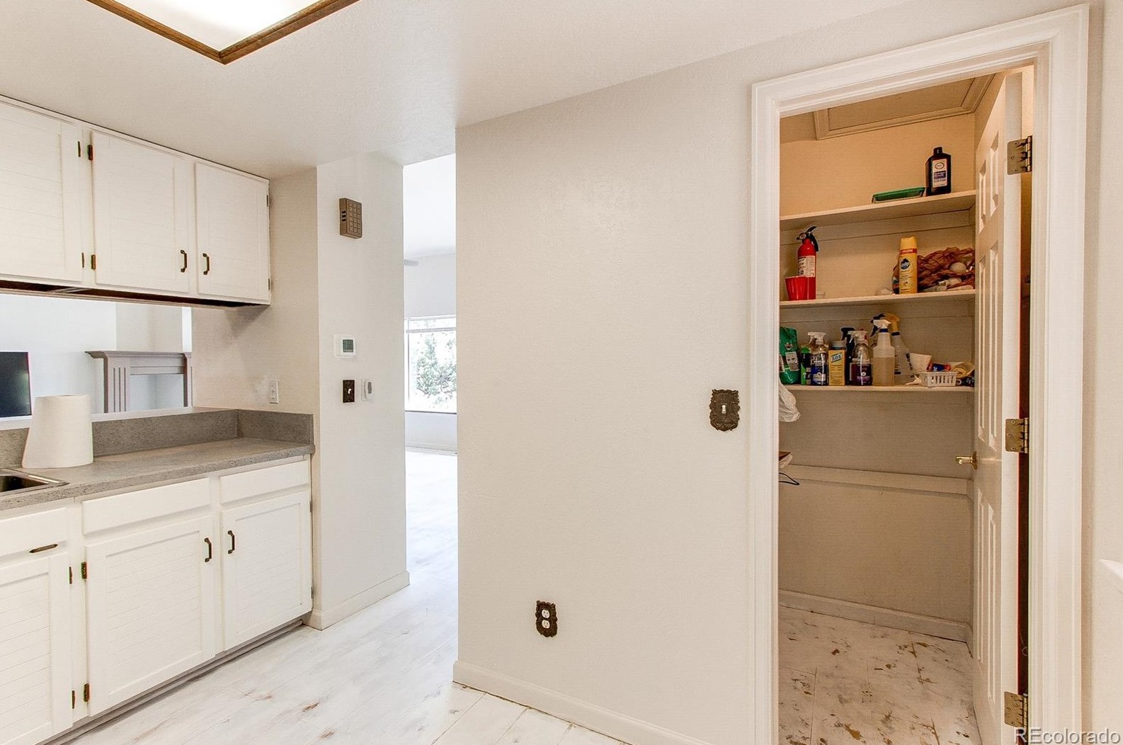 6543 Big Horn Trl, Littleton CO 80125-9045 exterior