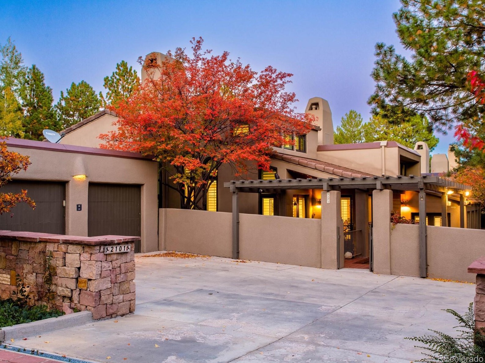 2101 Ridge Plaza Dr, Castle Rock, CO 80108-9088