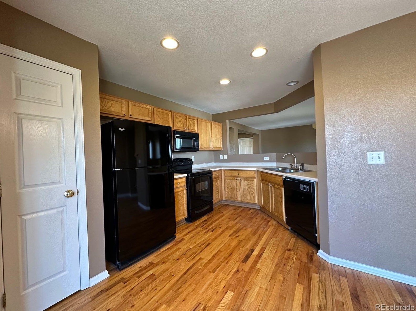 7664 Brown Bear Ct, Littleton CO  80125-8848 exterior