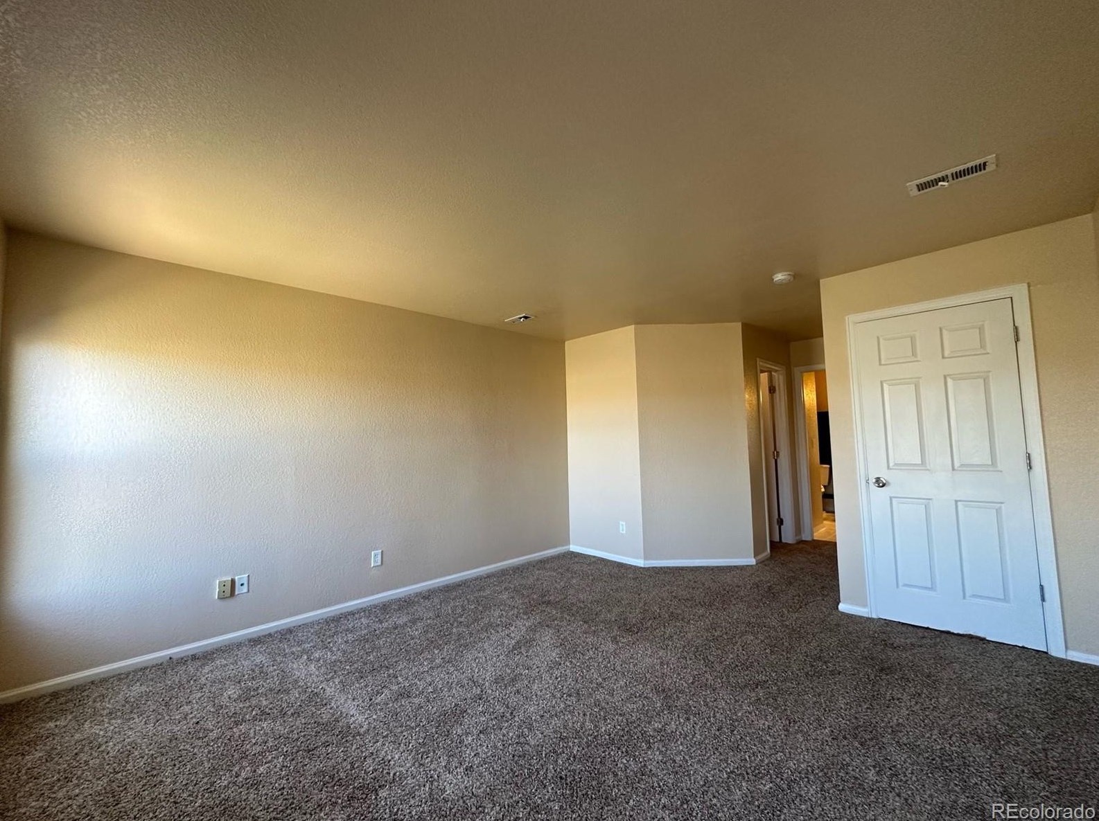 7664 Brown Bear Ct, Littleton CO  80125-8848 exterior