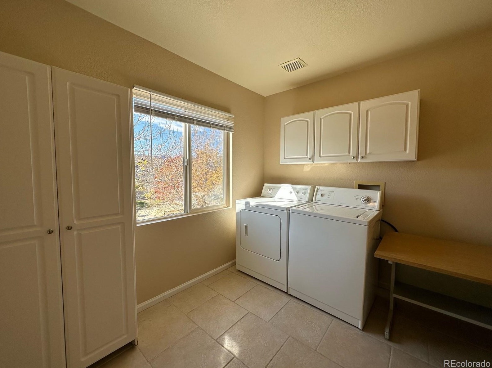 7664 Brown Bear Ct, Littleton CO  80125-8848 exterior