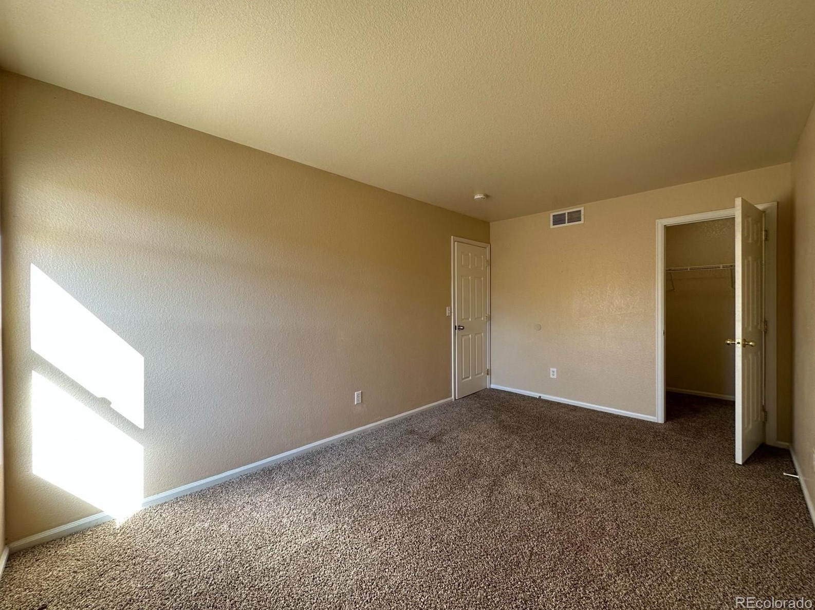 7664 Brown Bear Ct, Littleton CO  80125-8848 exterior