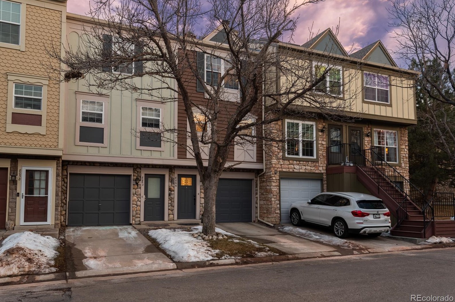 8066 Columbine Ct, Littleton CO  80122-3420 exterior