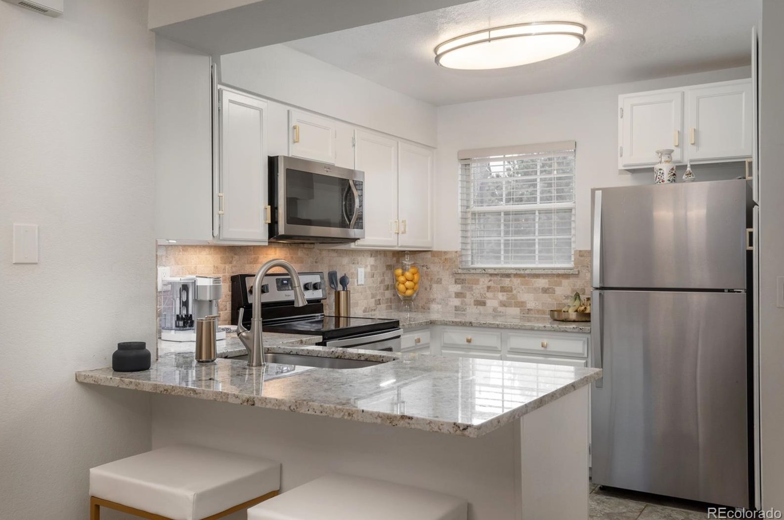 8066 Columbine Ct, Littleton CO  80122-3420 exterior