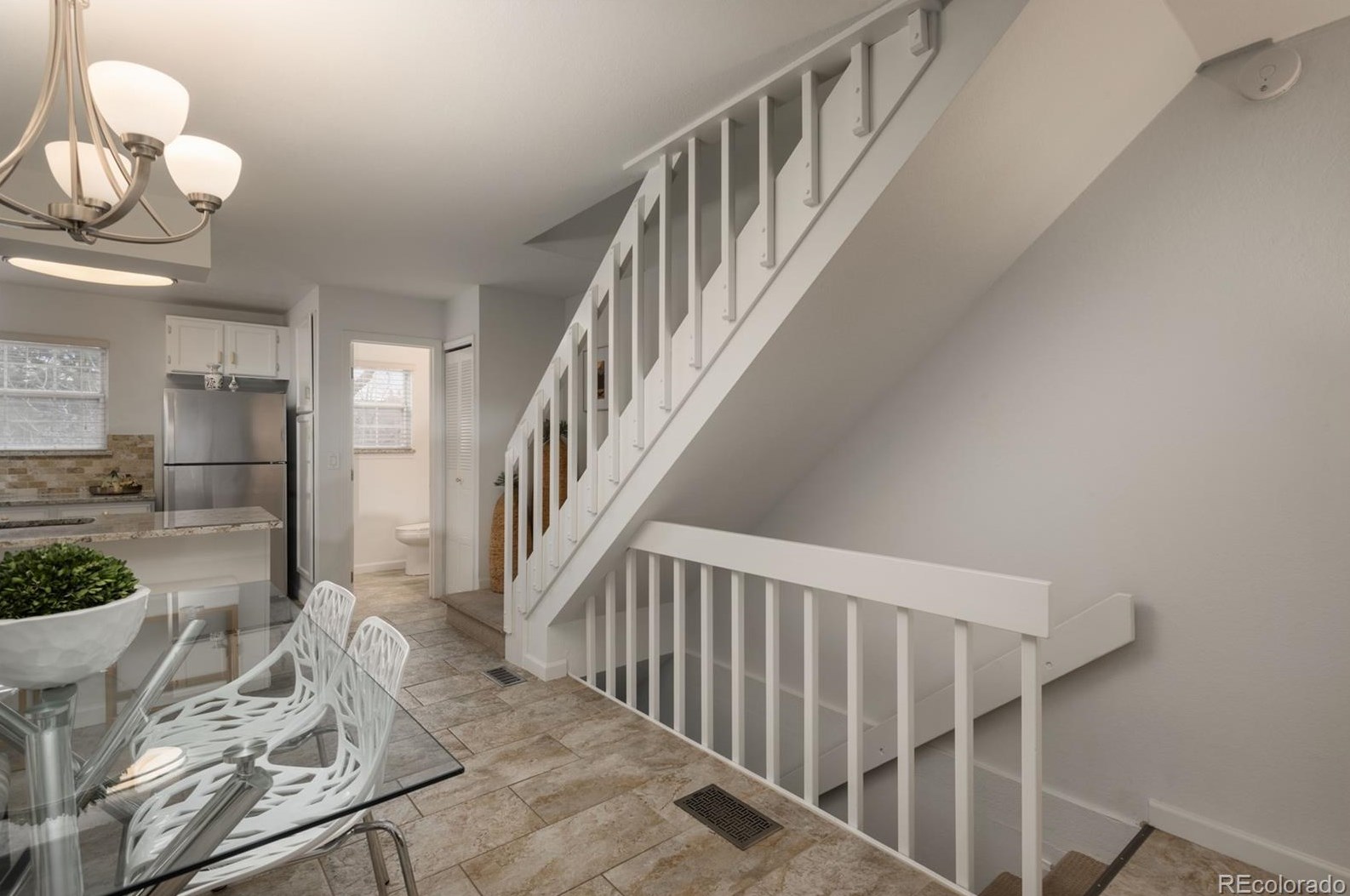 8066 Columbine Ct, Littleton CO  80122-3420 exterior