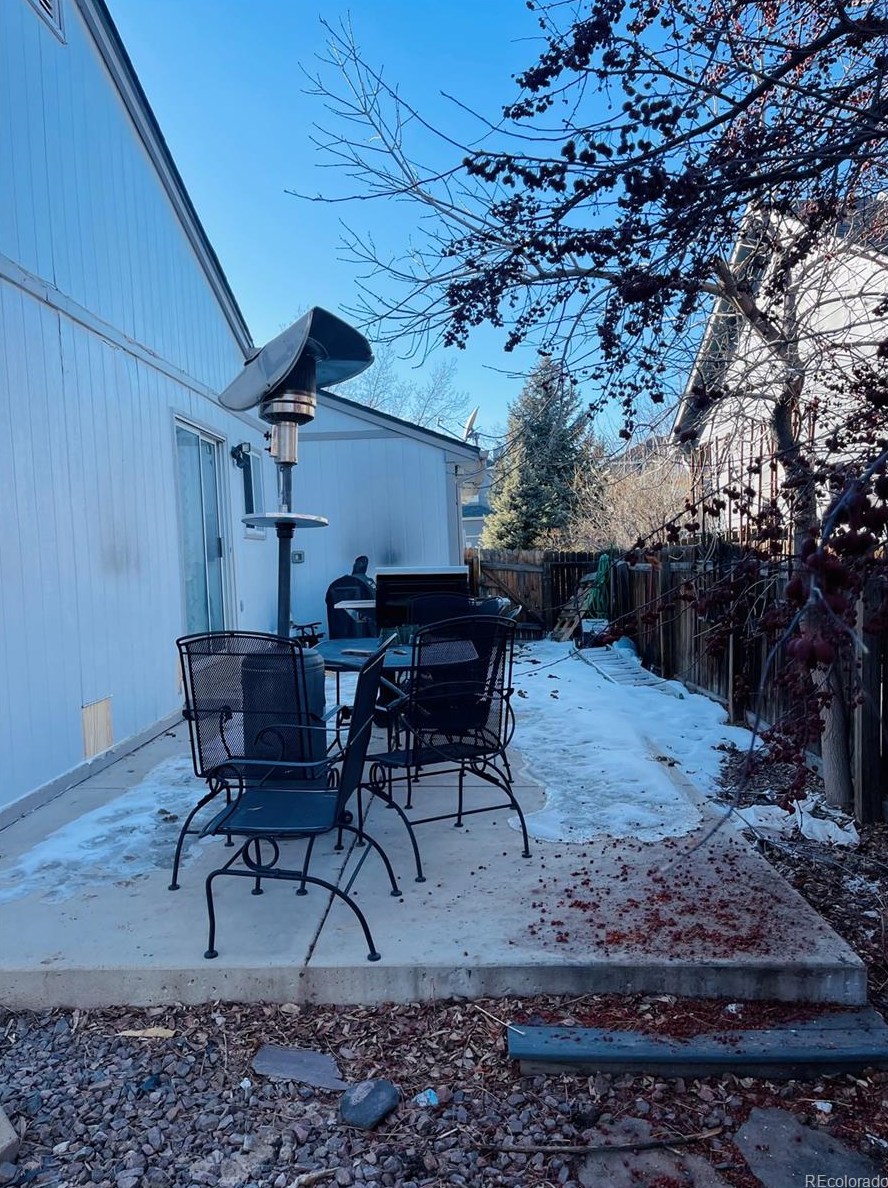 5590 Youngfield St, Littleton CO 80127-5211 exterior