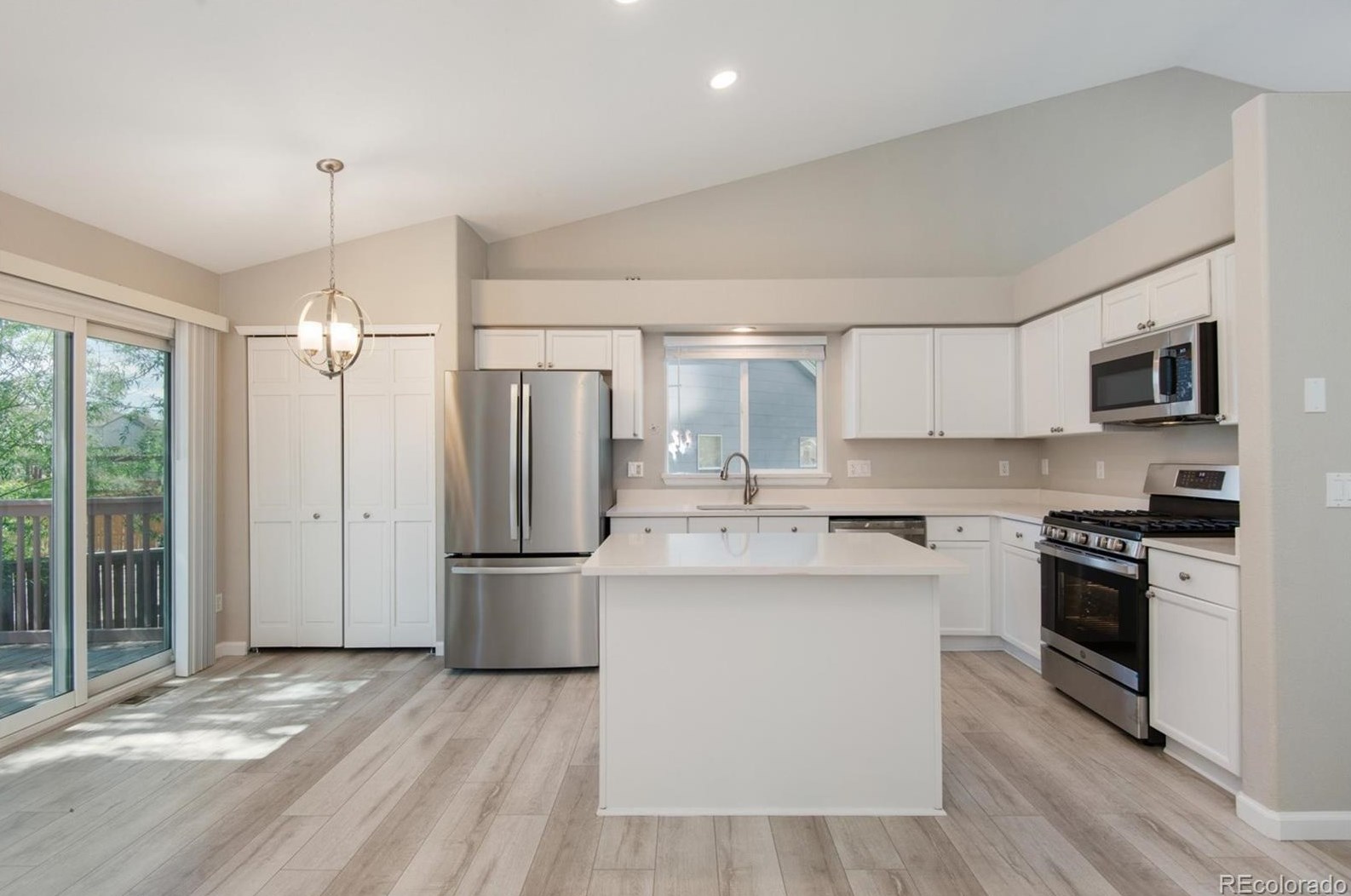 5075 Stonecrop Cir, Castle Rock CO 80109-8493 exterior