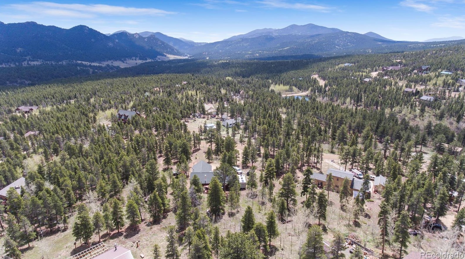 83 Ldg Pole Dr, Arvada CO  80422-8948 exterior