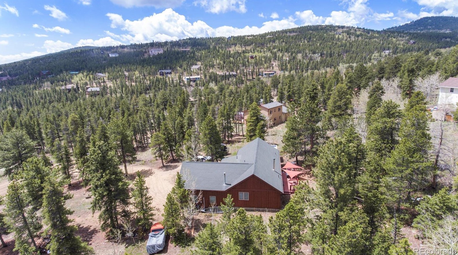 83 Ldg Pole Dr, Arvada CO  80422-8948 exterior