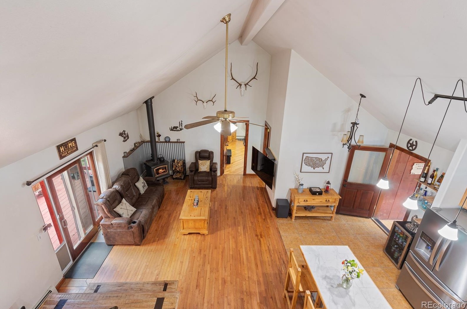 83 Ldg Pole Dr, Arvada CO  80422-8948 exterior