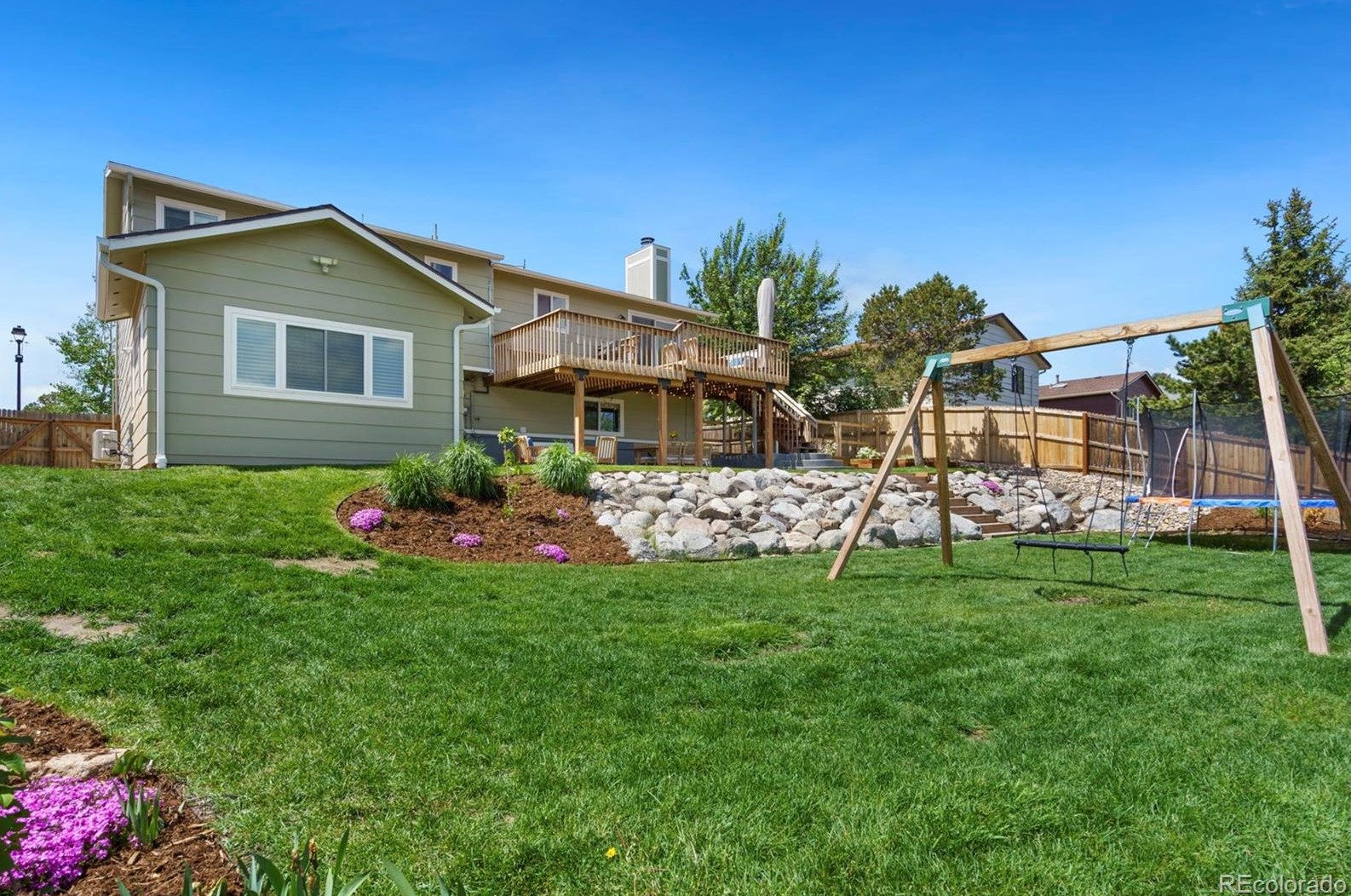 3060 Rhapsody Dr, Colorado Springs CO 80920-4047 exterior